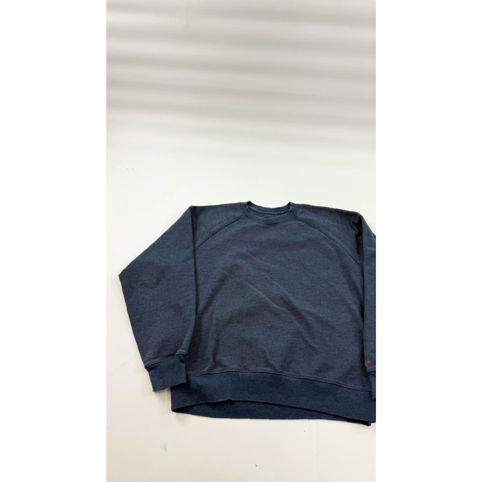 Vintage Greg Norman Sweatshirt Mens Medium Blue Crewneck Fleece Pullover Golf Shark Logo Size US M / EU 48-50 / 2 - 2 Thumbnail