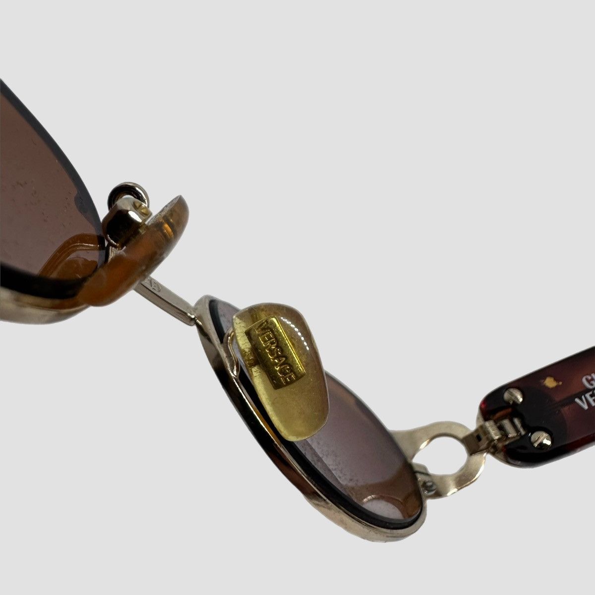Versace Vintage Versace Sunglasses Size ONE SIZE - 10 Thumbnail