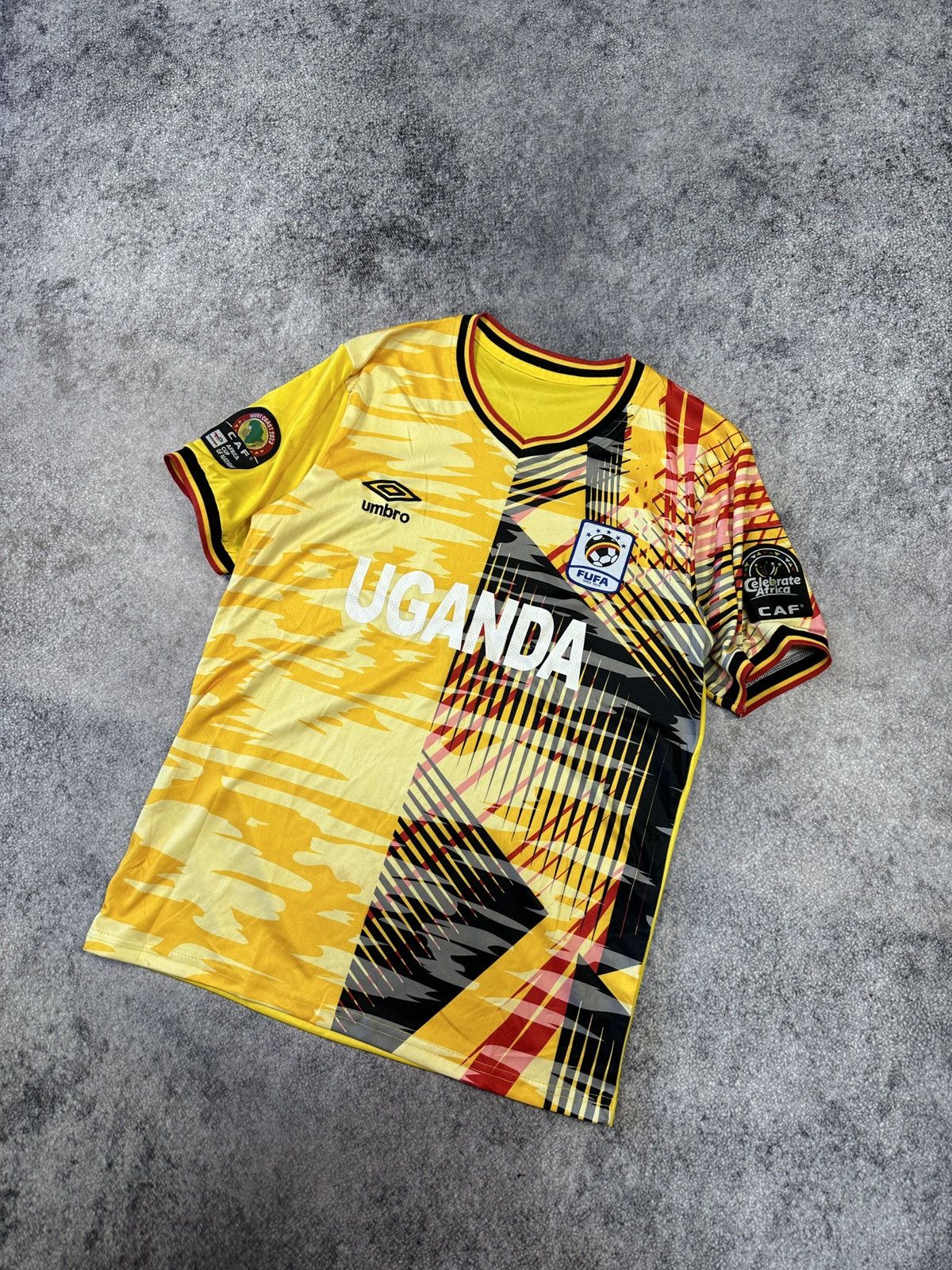 Umbro Umbro Uganda Soccer Jersey Logo Streetwear Rare Casual S Size US S / EU 44-46 / 1 - 1 Thumbnail