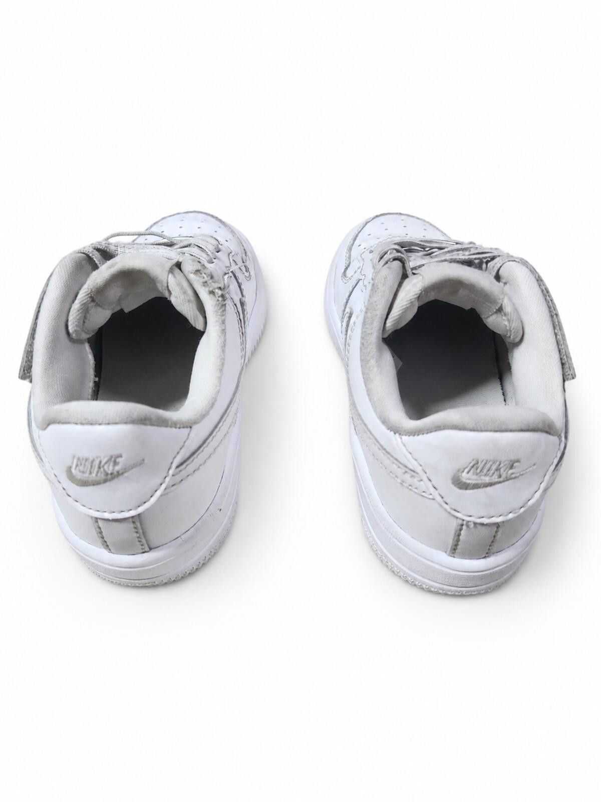 Nike Nike Air Force 1 White Kids Leather Sneakers Size 12C Size US 5 / EU 37 - 4 Thumbnail