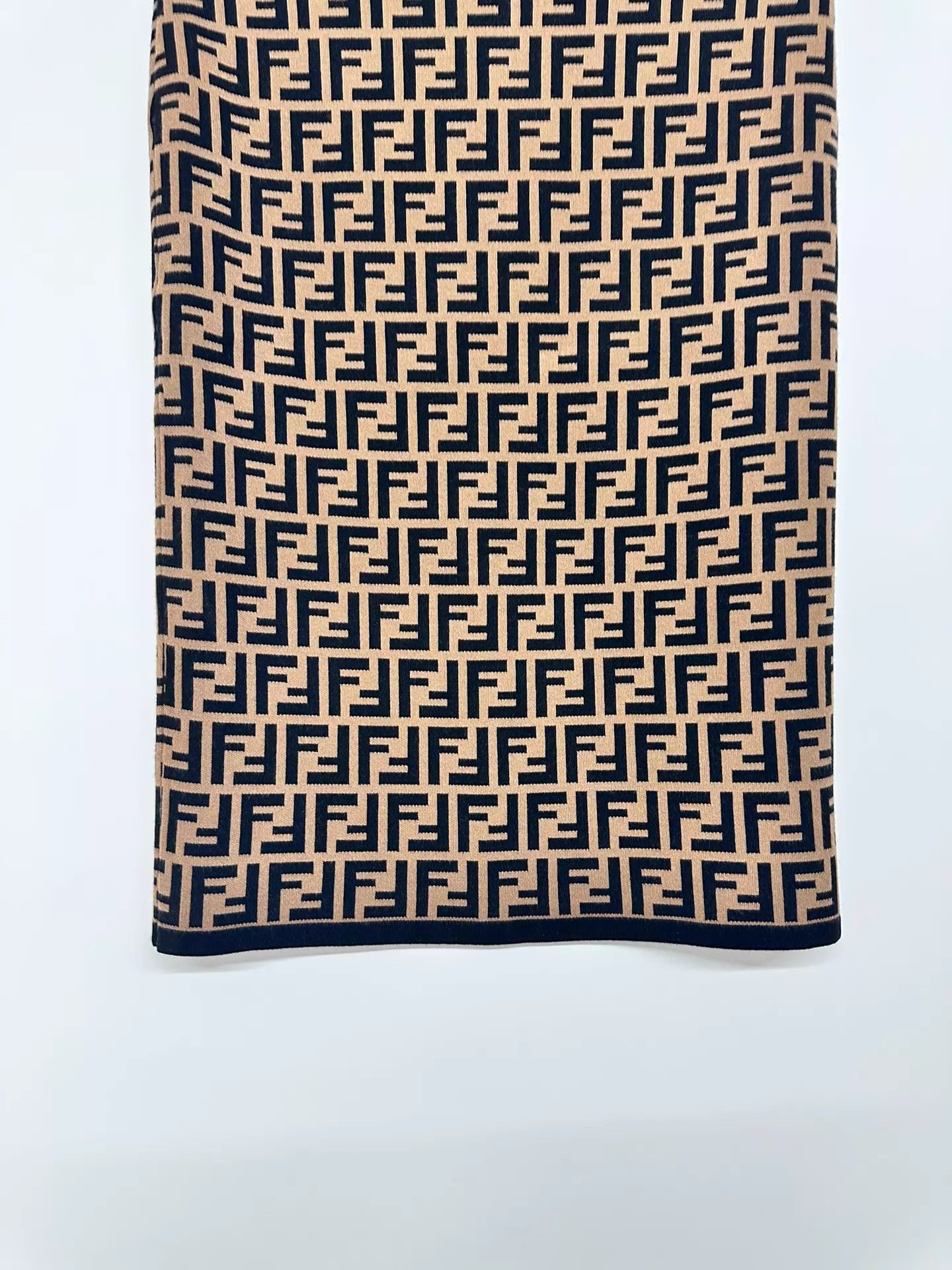 Fendi Fendi All-Over Print Women's Skirt Size 38 Size 26" / US 2 / IT 38 - 4 Thumbnail