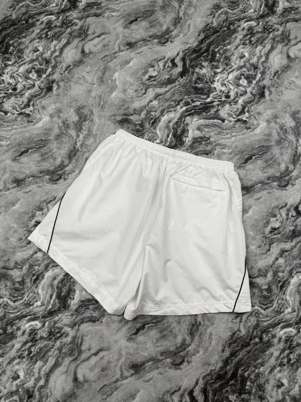 Nike Vintage Nike Shorts 00s Swoosh Striped Y2K Size US 36 / EU 52 - 8 Thumbnail