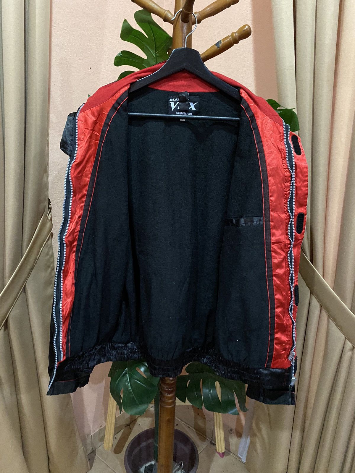 Vintage VINTAGE BRIDGESTONES BLIZZAK WINDBREAKER Size US L / EU 52-54 / 3 - 8 Thumbnail