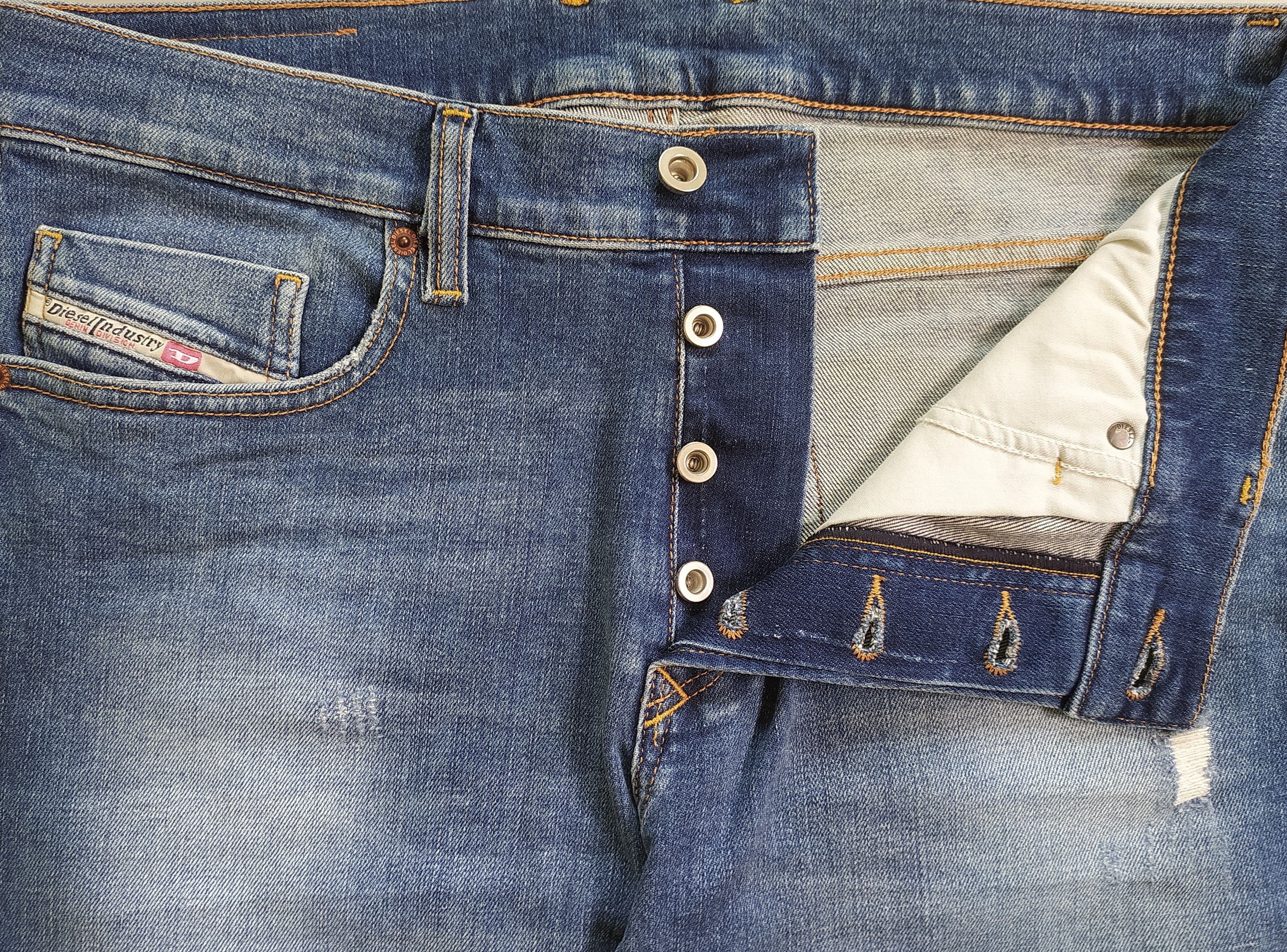 Diesel Diesel TEPPHAR-X-0096D Men's Jeans Free Shipping T/ 9833 Size US 32 / EU 48 - 5 Thumbnail