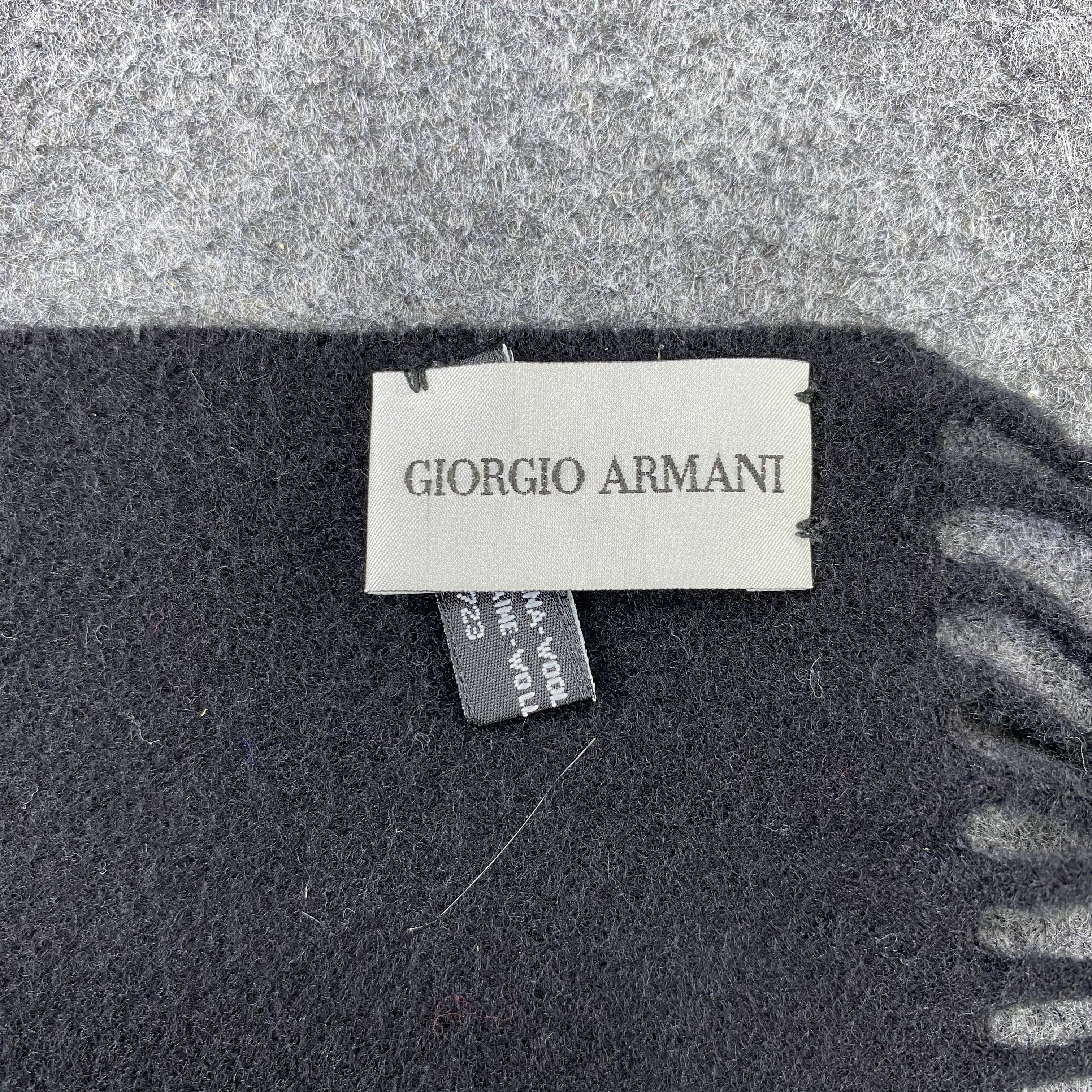 Giorgio Armani Giorgio Armani Muffler / Scarf / Neckwear -T1344 Size ONE SIZE - 7 Thumbnail