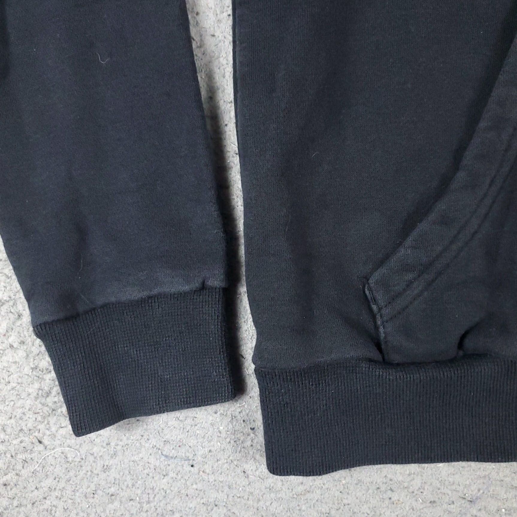 Nike Nike Hoodie Mens Small Black Pullover Sweatshirt Swoosh Casual Sportswear Size US S / EU 44-46 / 1 - 3 Thumbnail