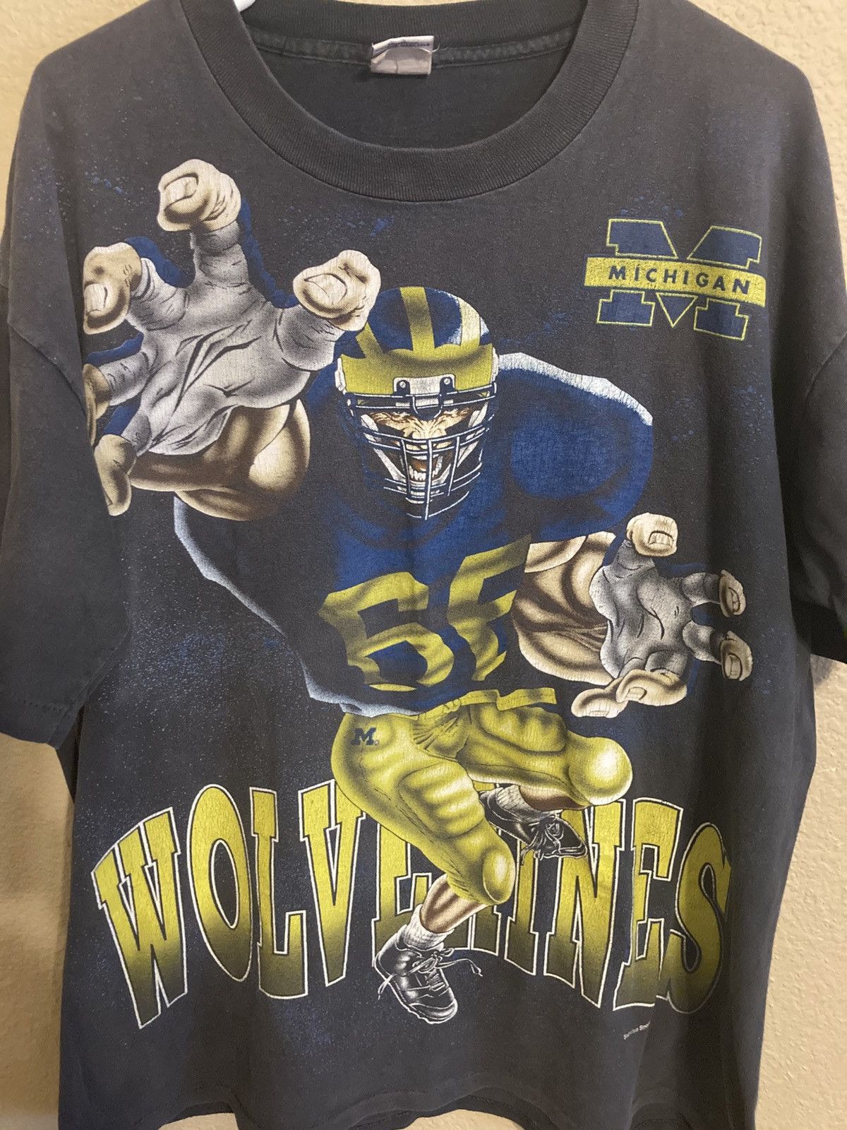 Vintage Vintage 90s Michigan Wolverines AOP Shirt Size US XL / EU 56 / 4 - 4 Thumbnail