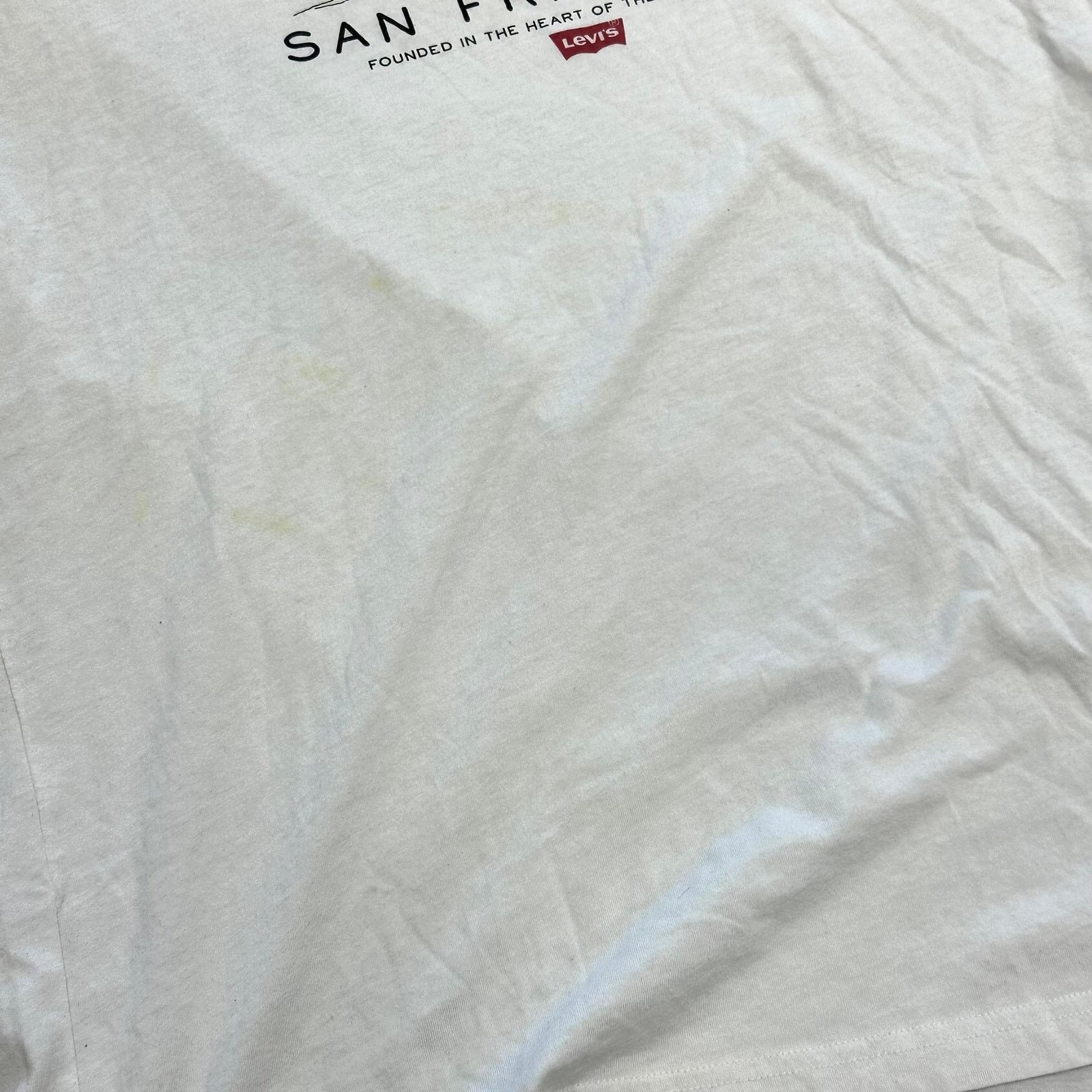 Levi's Levi's San Francisco destination tee T Shirt size XL B18 Size US XL / EU 56 / 4 - 6 Thumbnail