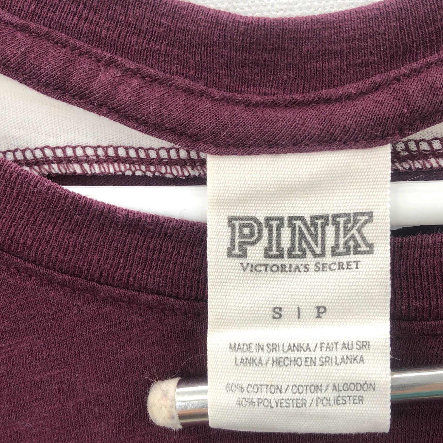Victoria's Secret VINTAGE Victoria's Secret Womens T-Shirt Shirt Crew Neck Pullover Long Sleeve S Maroon Classic Casual Womens Size S / US 4 / IT 40 - 4 Thumbnail