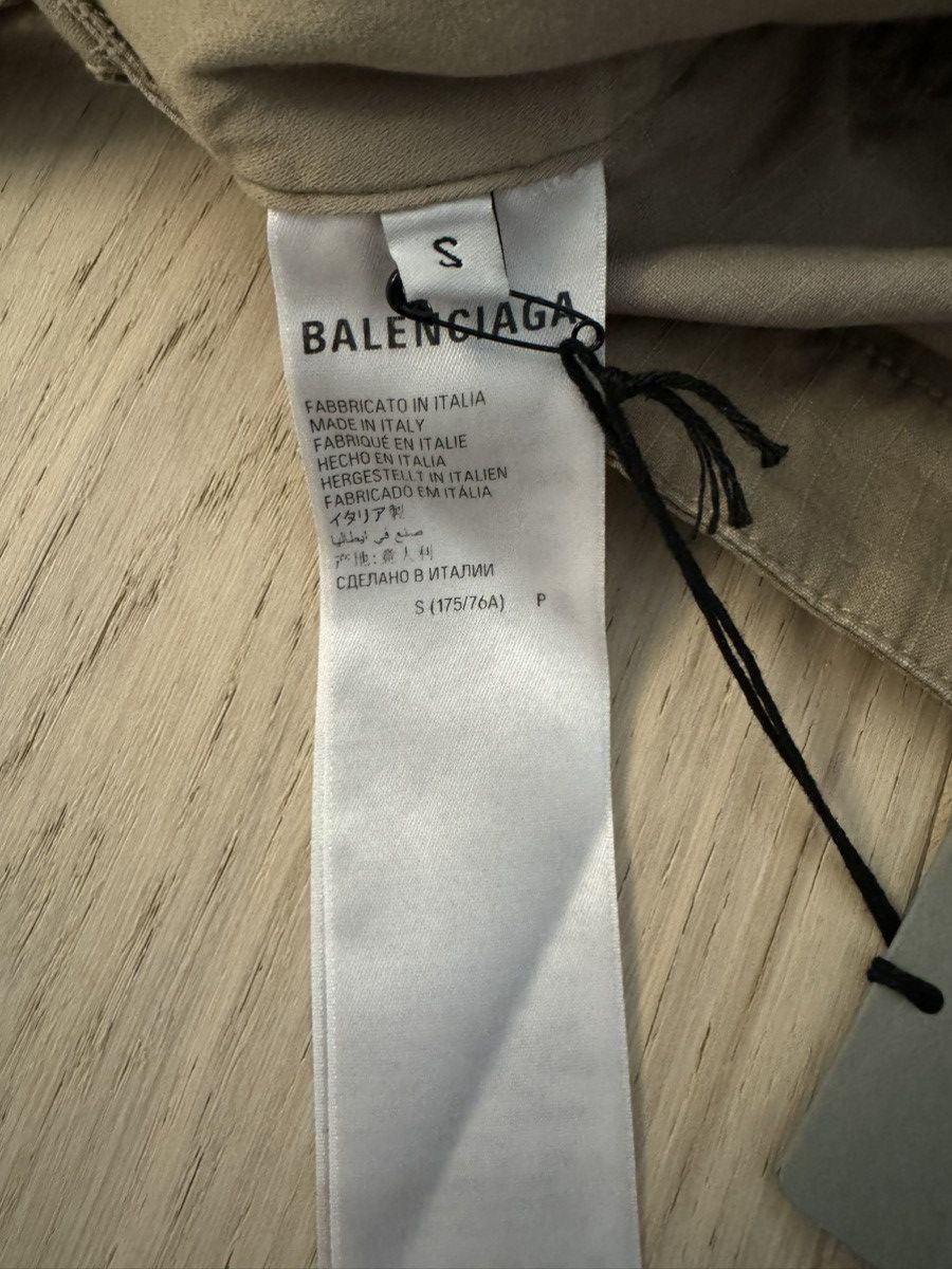 Balenciaga Balenciaga Large Camo Cargo Pants Size US 34 / EU 50 - 12 Thumbnail