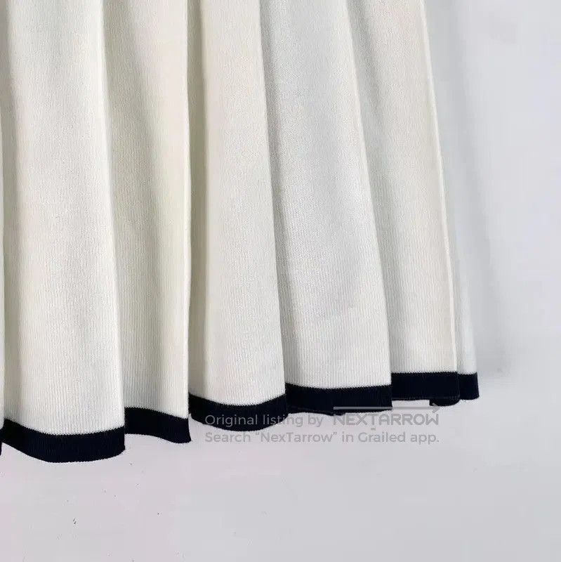 Miu Miu Miu Miu Women's White Cotton Pleated Skirt . Size 22" - 4 Thumbnail