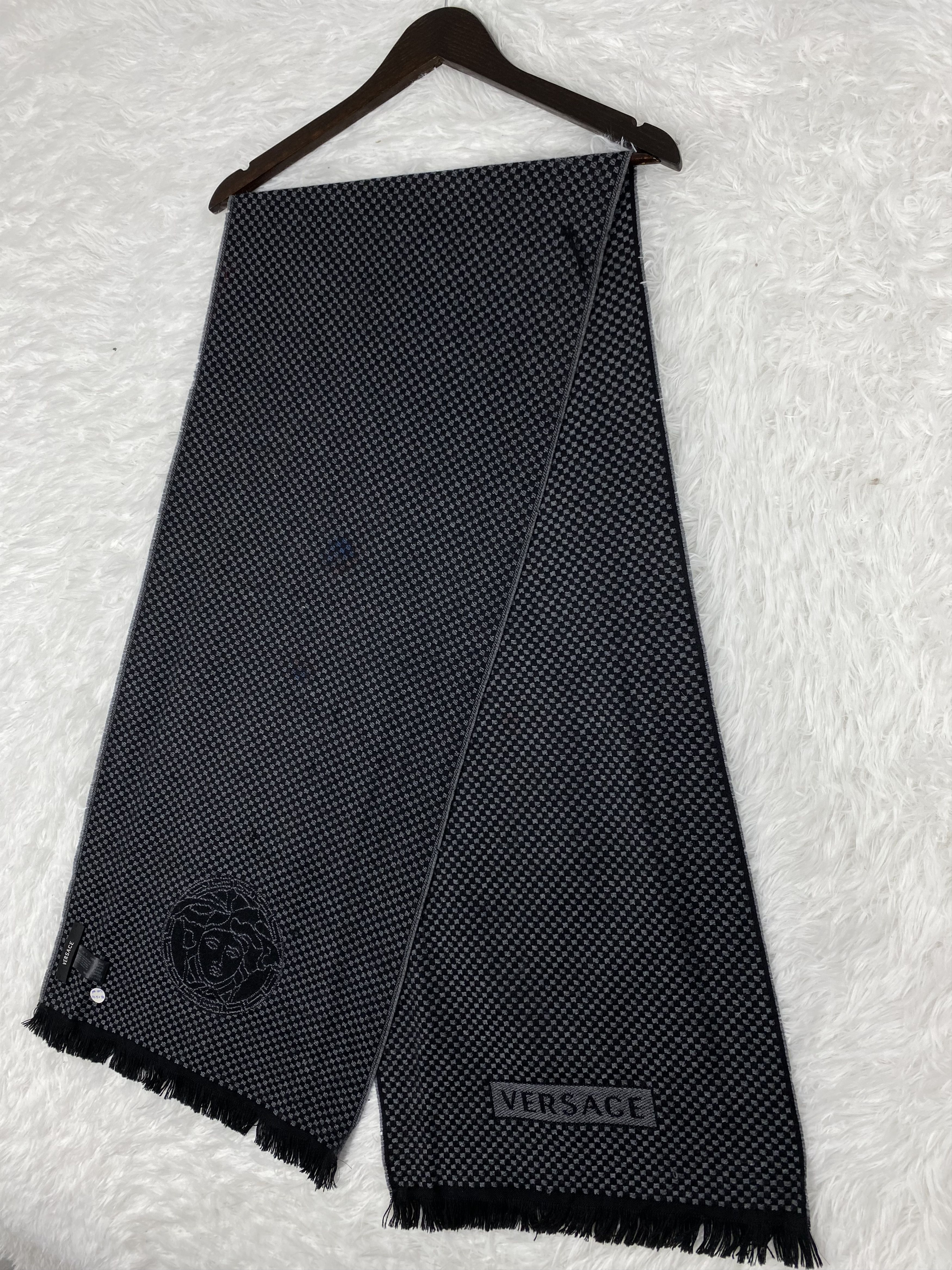 Versace Vintage Versace Scarf / Muffler Neckwear PM0070 Size ONE SIZE - 8 Thumbnail