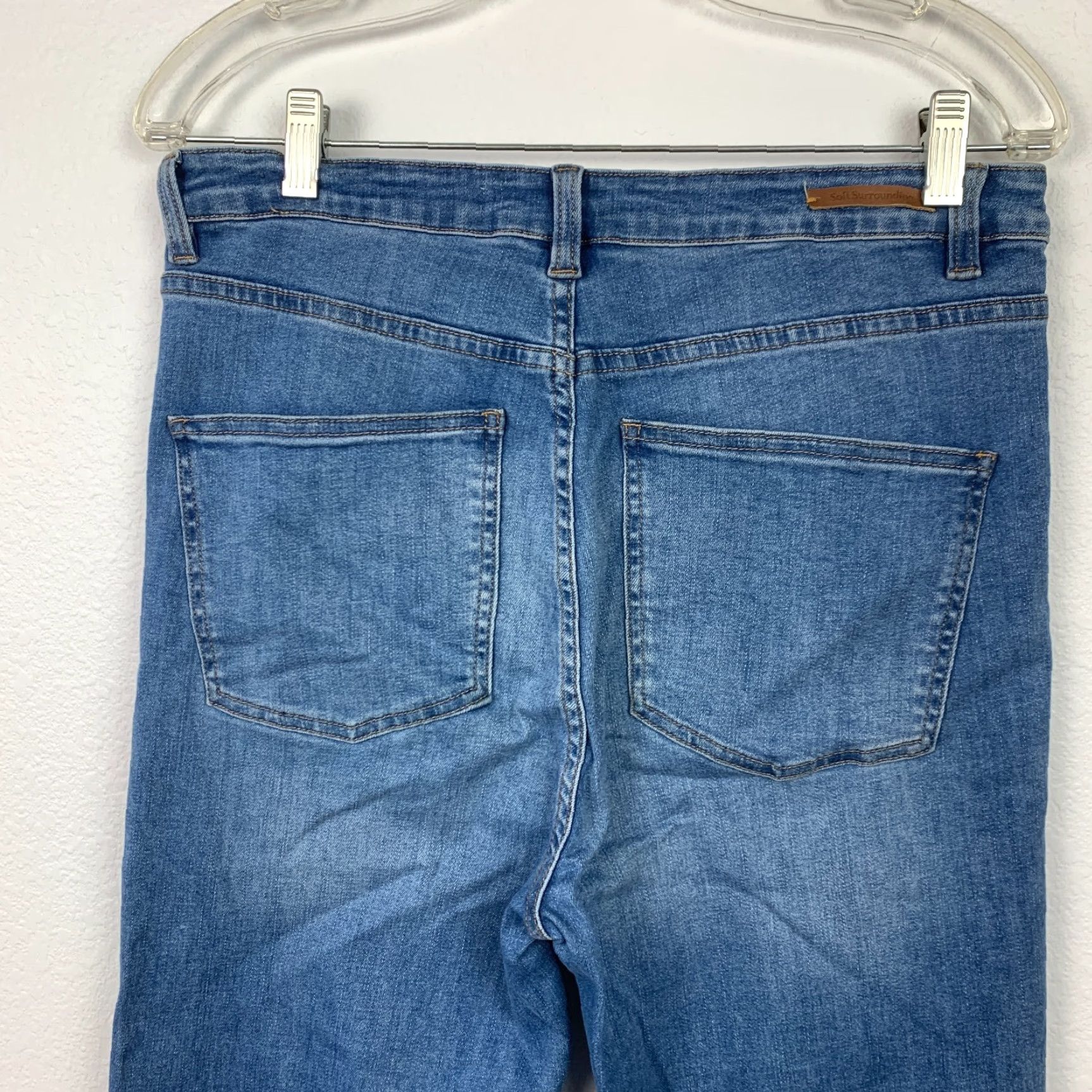 Soft Surroundings Soft Surroundings Jeans Slim Jeans Light Rain Wash 12T Women Slim Blue Size 34" / US 12 / IT 48 - 5 Thumbnail