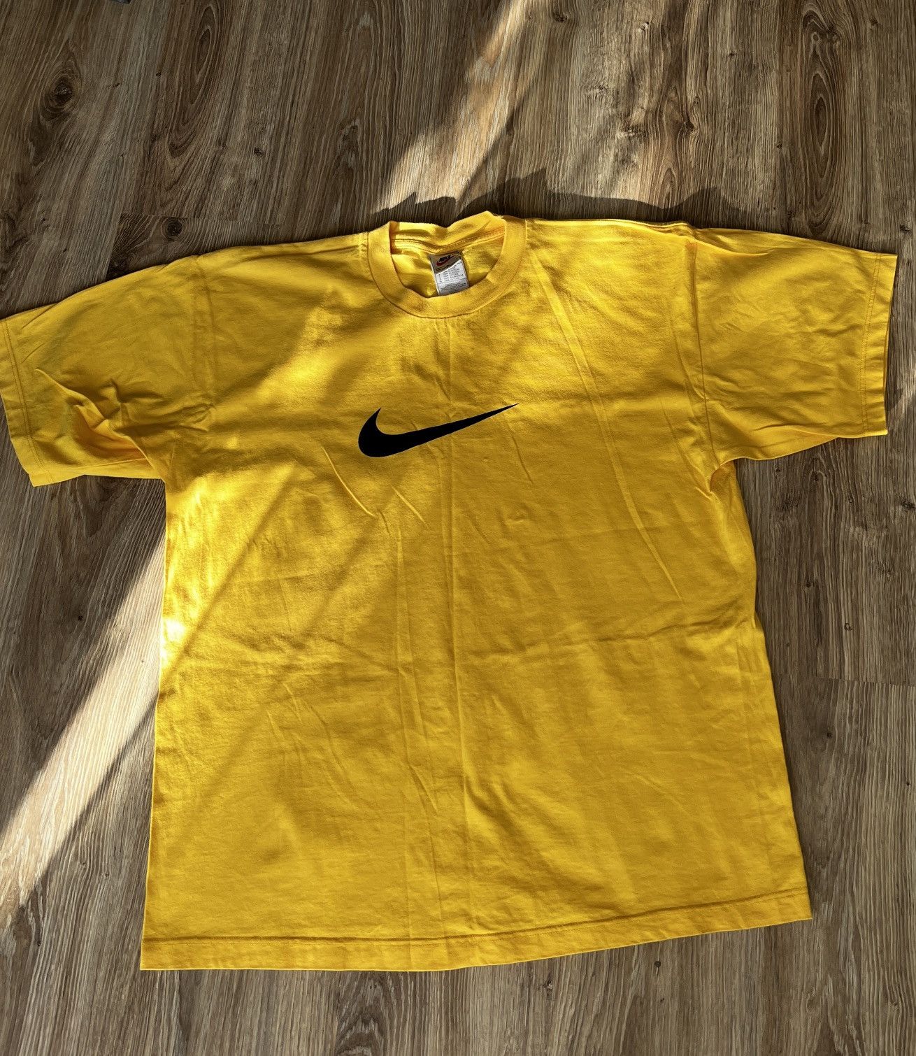 Nike Rare Vintage Nike T shirt-90s Size US XL / EU 56 / 4 - 1 Thumbnail
