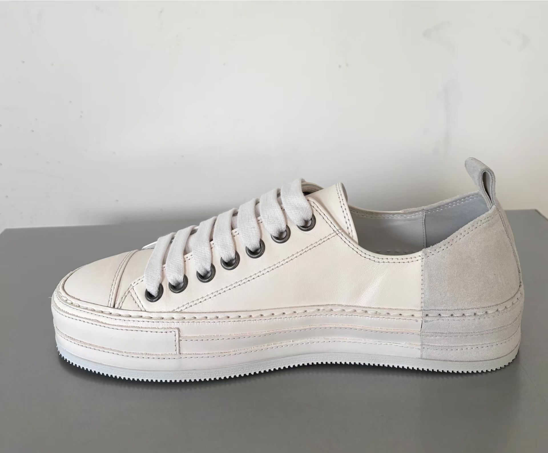 Ann Demeulemeester Ann Demeulemeeste Panelled Full-Leather Low-Top Sneakers Ｑ21 Size US 7 / EU 40 - 7 Thumbnail