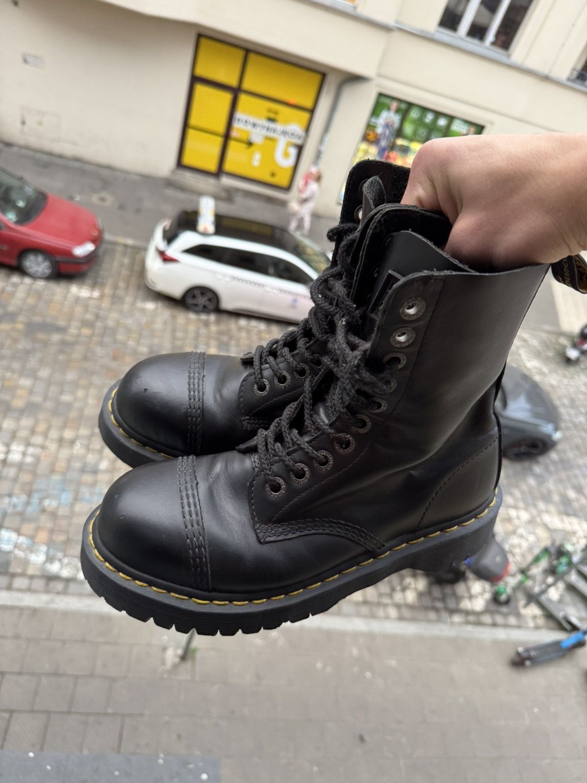 Dr martens fashion 8761