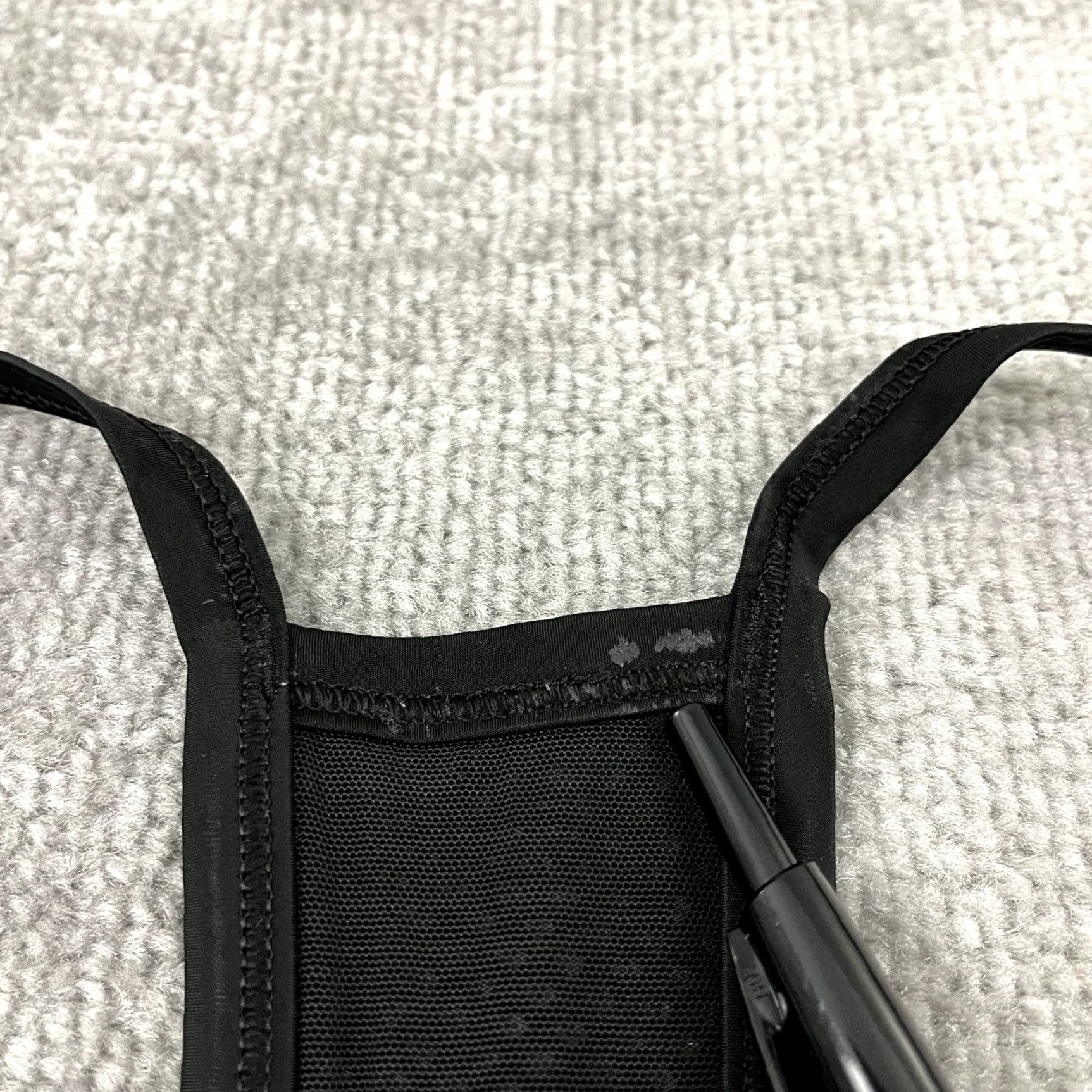 Lululemon Lululemon Sports Bra Womens Size 10-12 Black Racerback Workout Yoga Gym Running Size ONE SIZE - 7 Thumbnail