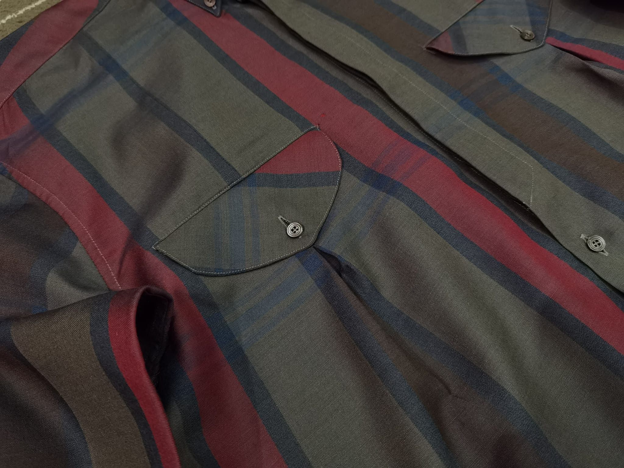Ermenegildo Zegna Ermenegildo Zegna woman button up S 3454 Size S / US 4 / IT 40 - 11 Thumbnail
