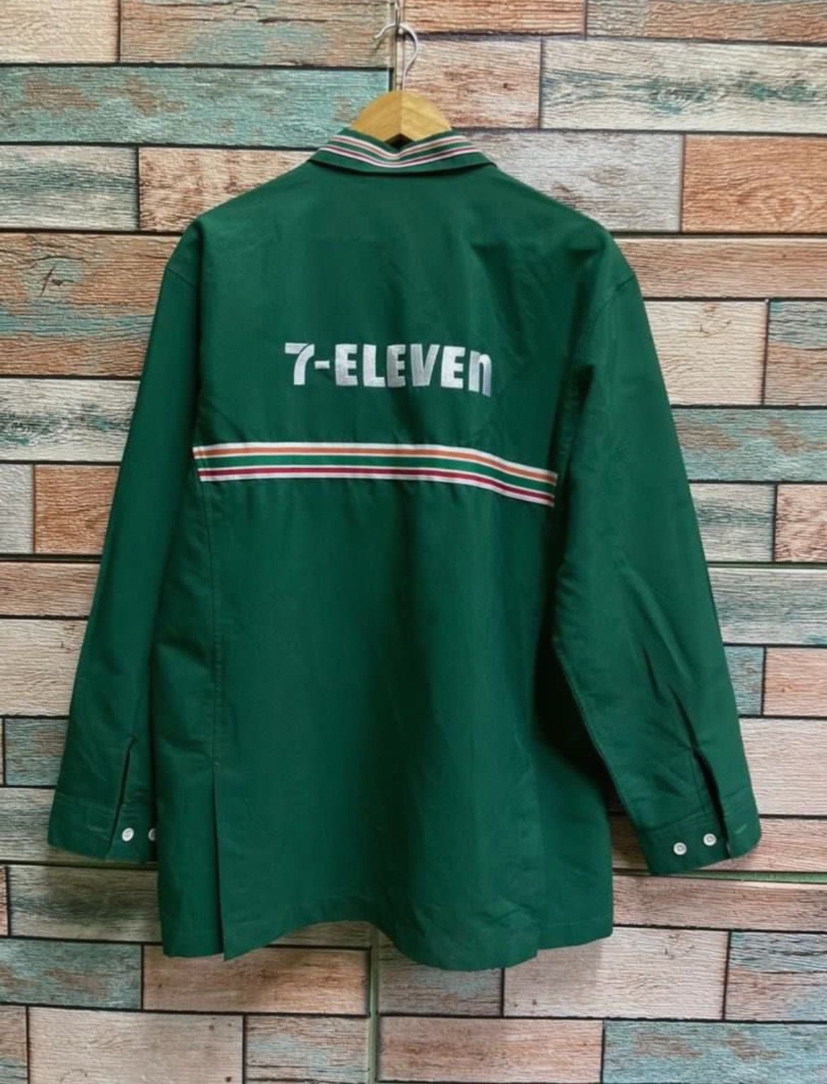 Vintage Vintage 7-Eleven Zipper Jacket Size US XL / EU 56 / 4 - 2 Thumbnail