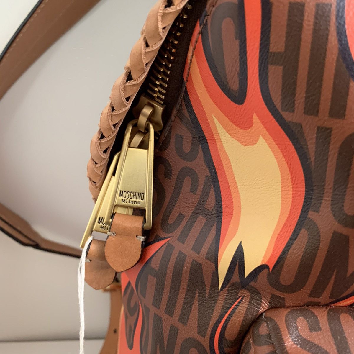Moschino SpongeBob monogram calf skin leather backpack Size ONE SIZE - 13 Thumbnail