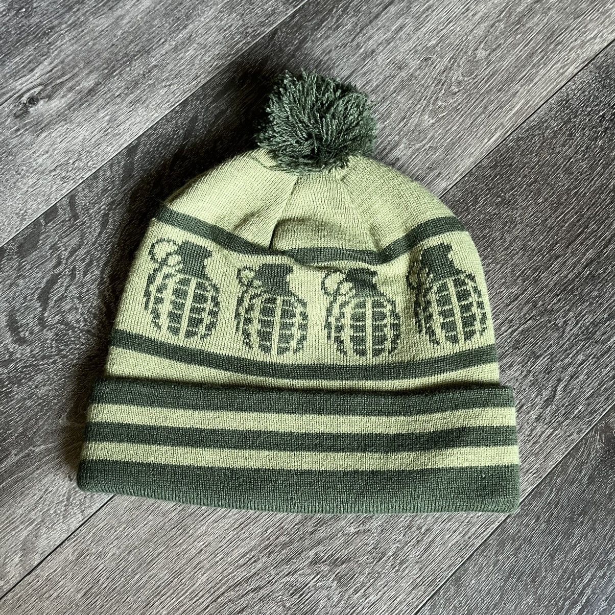 Grenade Vintage Y2K Grenade 2 Tone Puff Skater Beanie Xaviersobased Size ONE SIZE - 2 Thumbnail