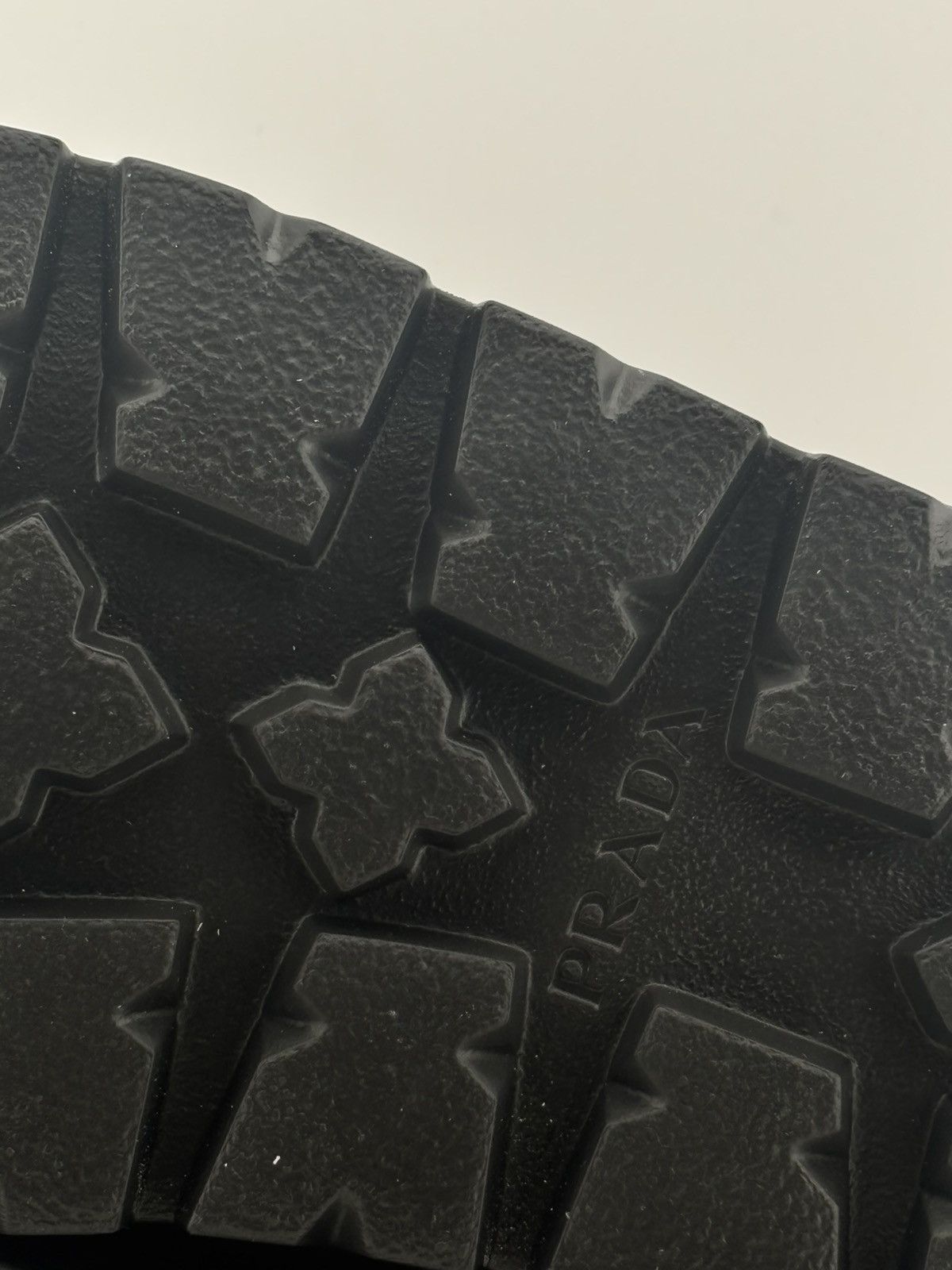 Prada PRADA QUILTED BOOTS SIZE 8 Size US 8 / EU 41 - 11 Thumbnail