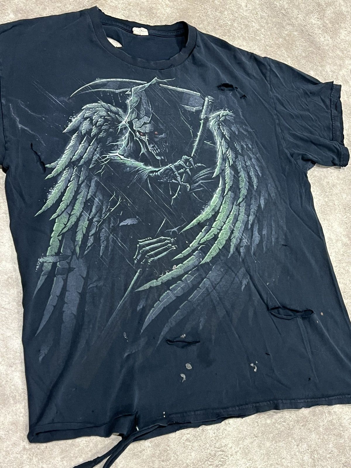 Vintage Sun Faded Thrashed Distressed Reaper Tee Size US XL / EU 56 / 4 - 5 Thumbnail