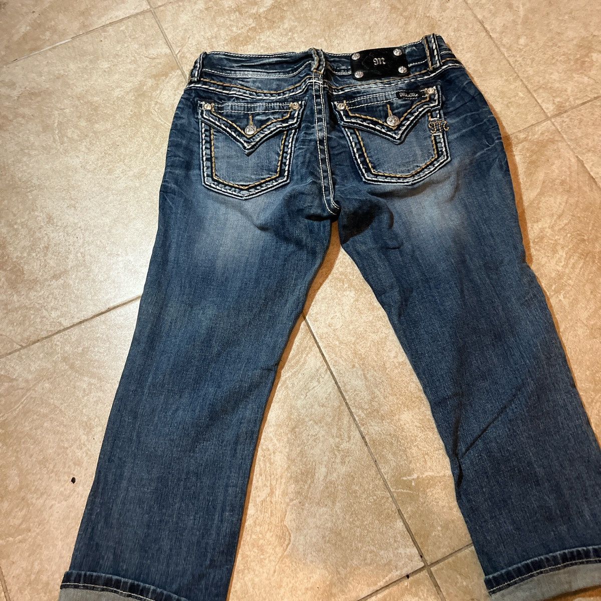 Miss Me Miss me low rise capri jeans Size 29" - 4 Thumbnail