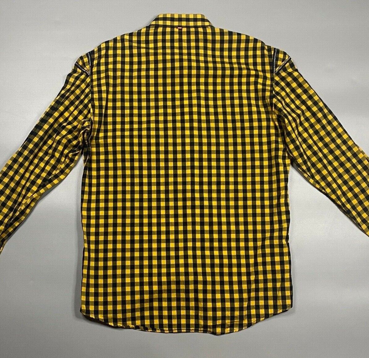 Hugo Boss Hugo Boss men's shirt Size US M / EU 48-50 / 2 - 7 Thumbnail