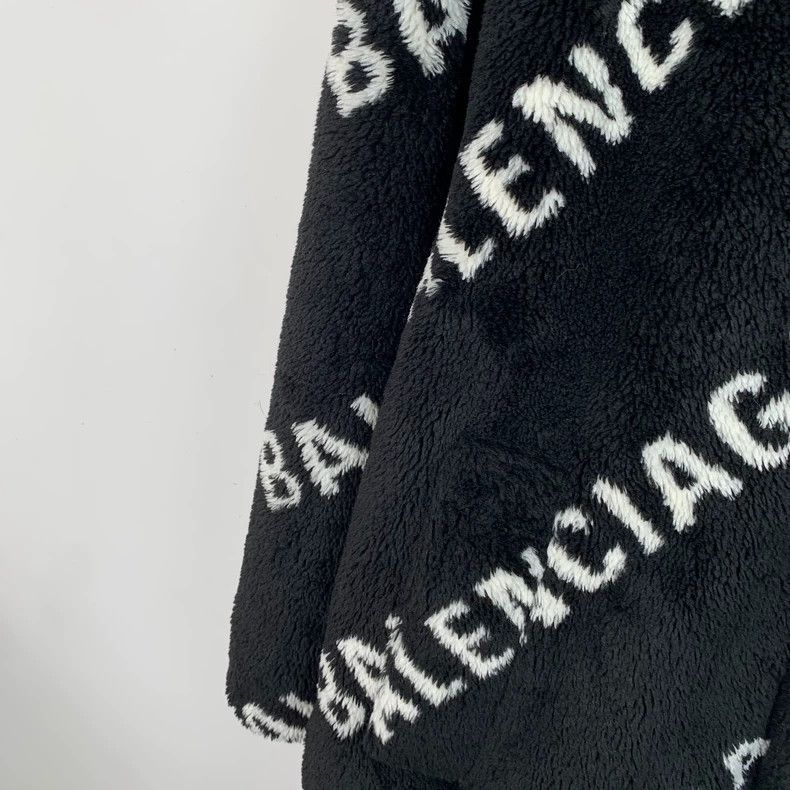 Balenciaga Balenciaga size 44 Black logo bullet screen full-print plu Size L / US 10 / IT 46 - 4 Thumbnail