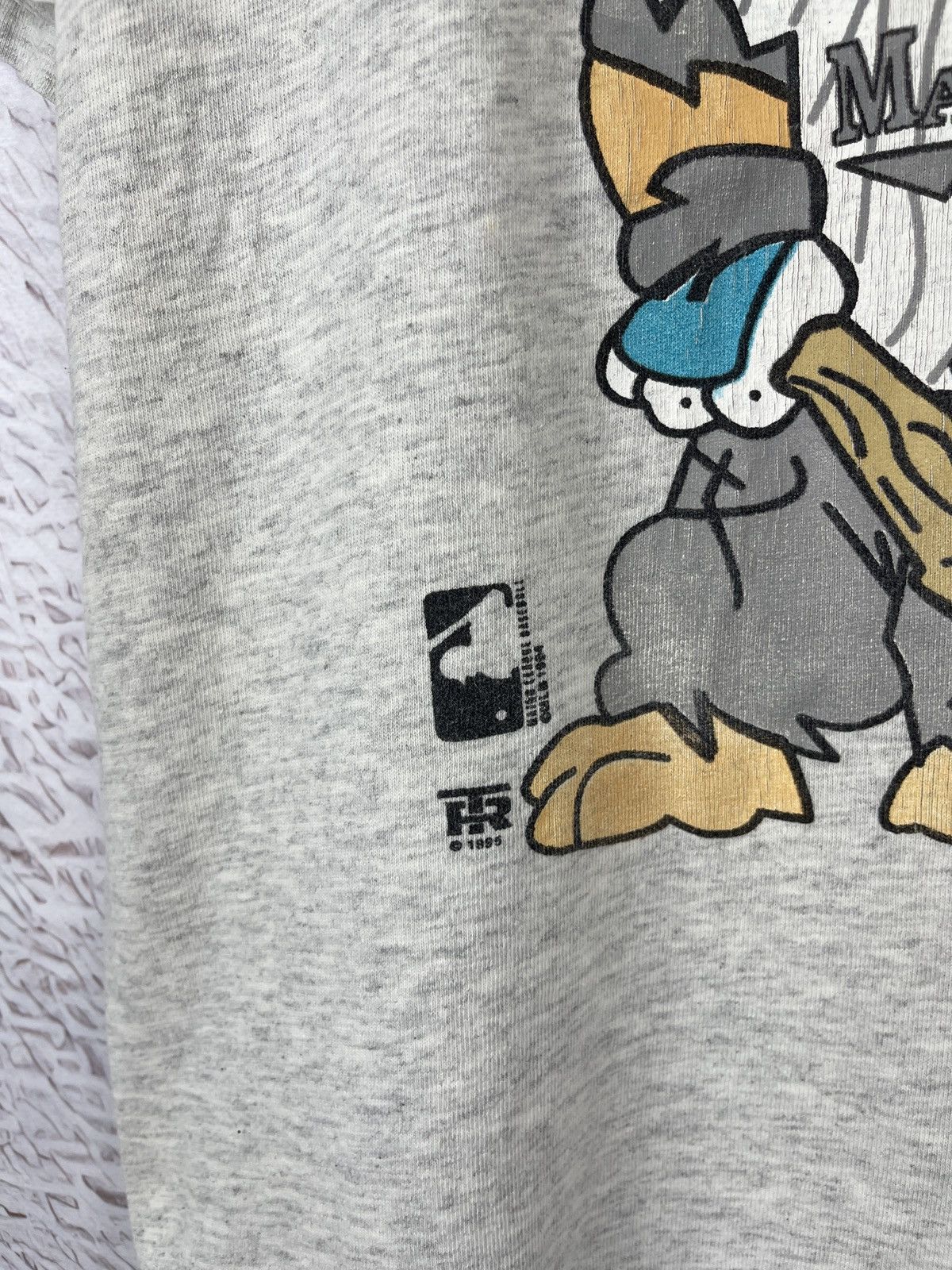 MLB the Flinstones vintage 1994 Florida Marlins MLB baseball tee Size US XL / EU 56 / 4 - 6 Thumbnail