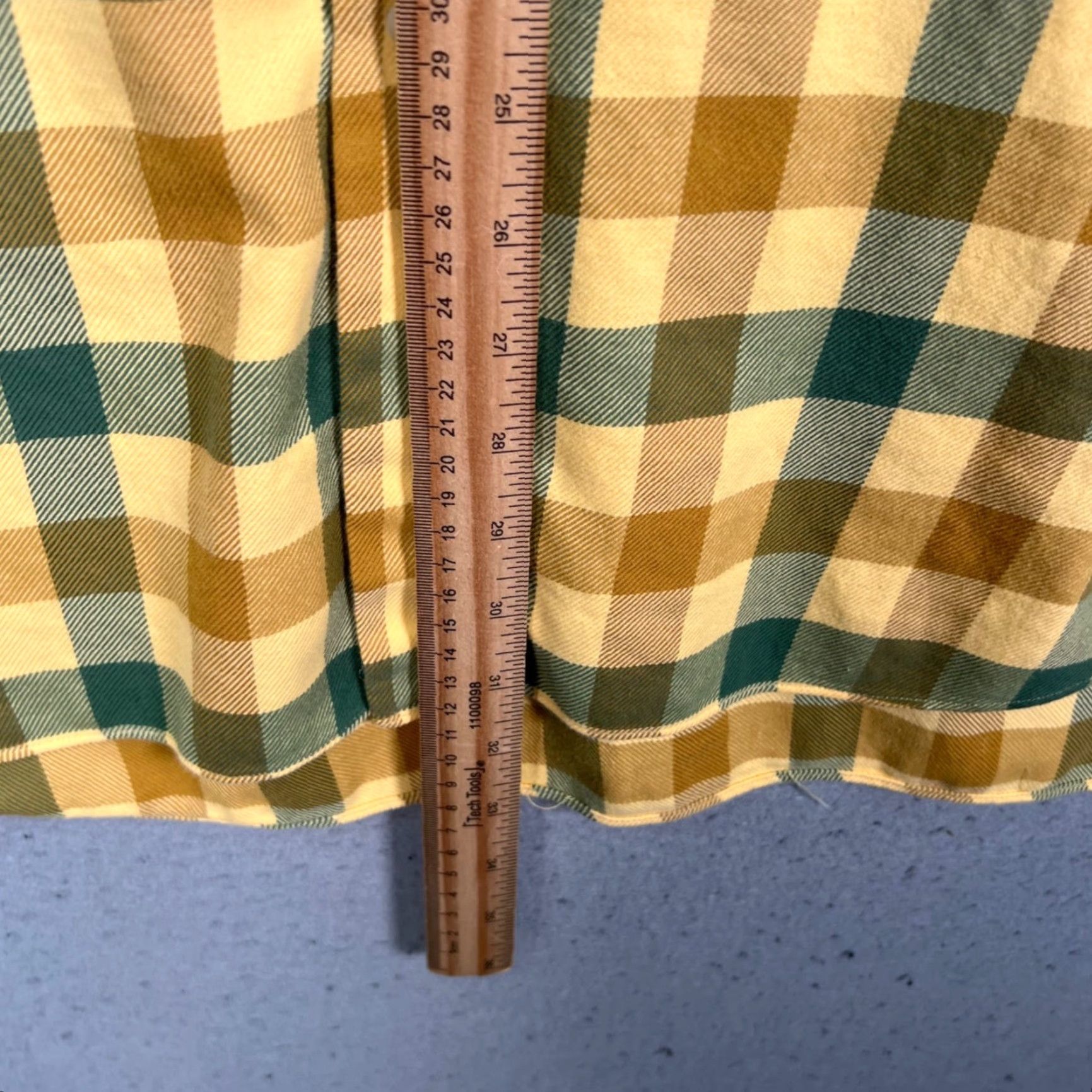 Bergdorf Goodman BERGDORF GOODMAN Mens Button-Up Shirt Plaid Cotton Flannel 2XL Yellow Green Long Sleeve Casual Shirt Mens Size US XXL / EU 58 / 5 - 6 Thumbnail