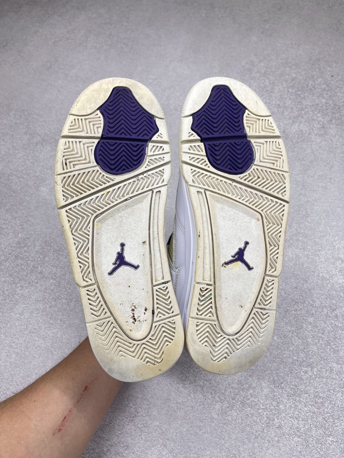 Jordan Brand AIR JORDAN 4 RETRO METALLIC PURPLE WHITE NIKE Size 41 Size US 8 / EU 41 - 12 Thumbnail