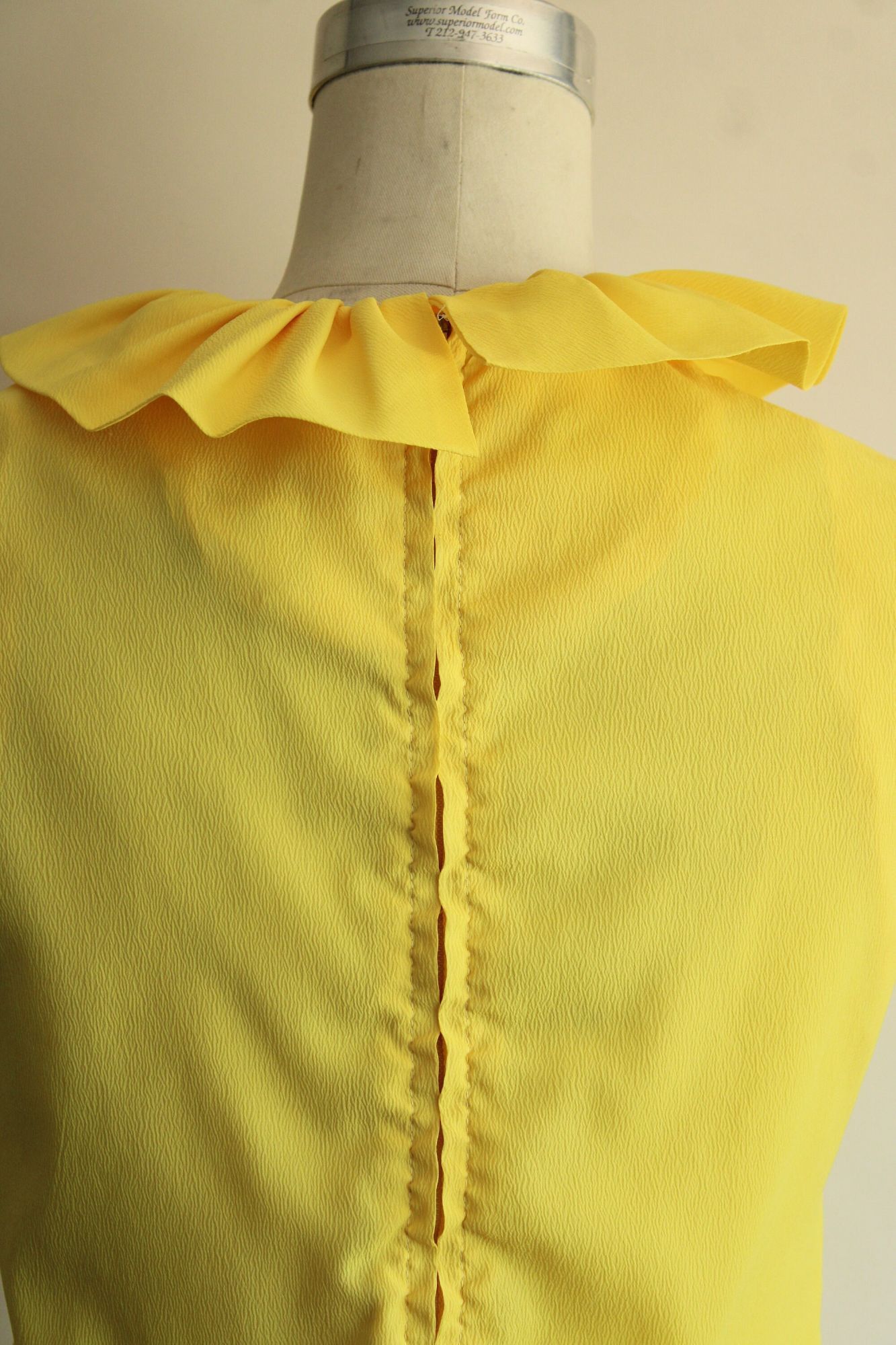 Vintage Vintage 1960s Blouse, Teddi of California Yellow Ruffle Coll Size M / US 6-8 / IT 42-44 - 9 Thumbnail