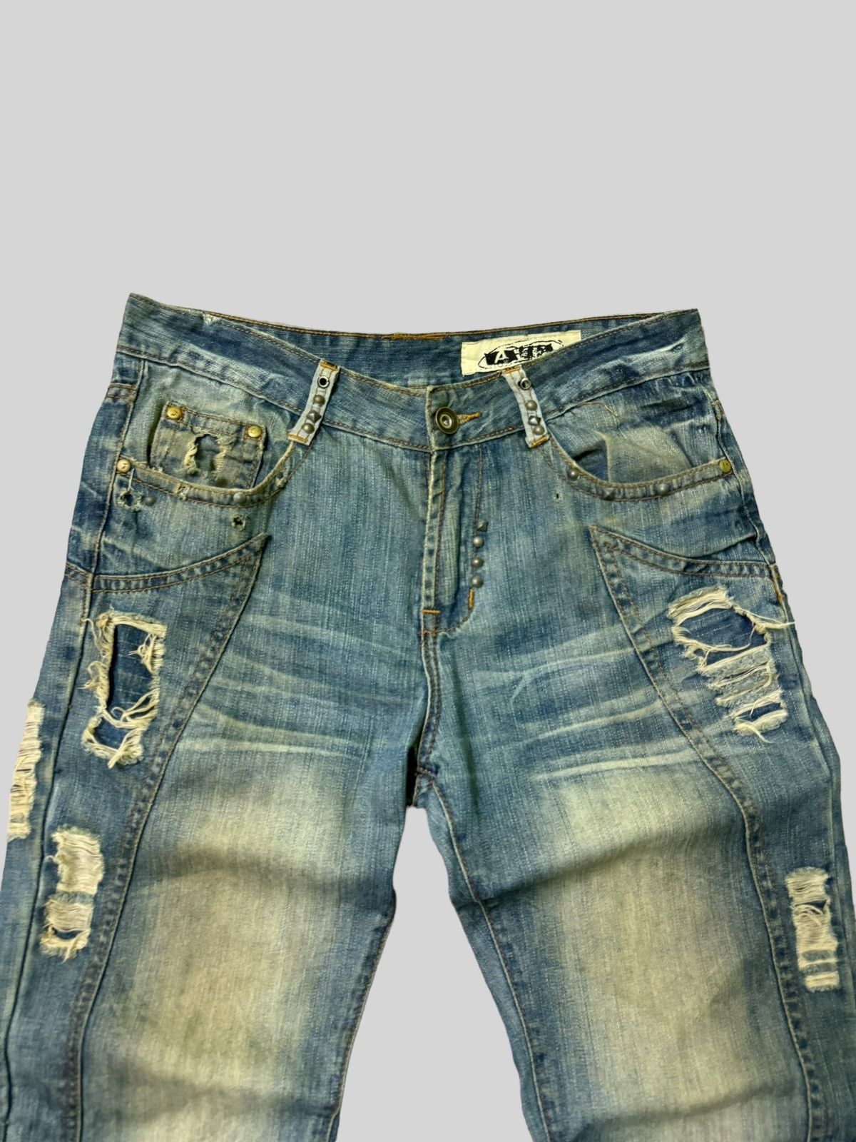 If Six Was Nine Balenciaga Style AVH JEANS Studs Distressed Denim Jeans Size US 32 / EU 48 - 3 Thumbnail