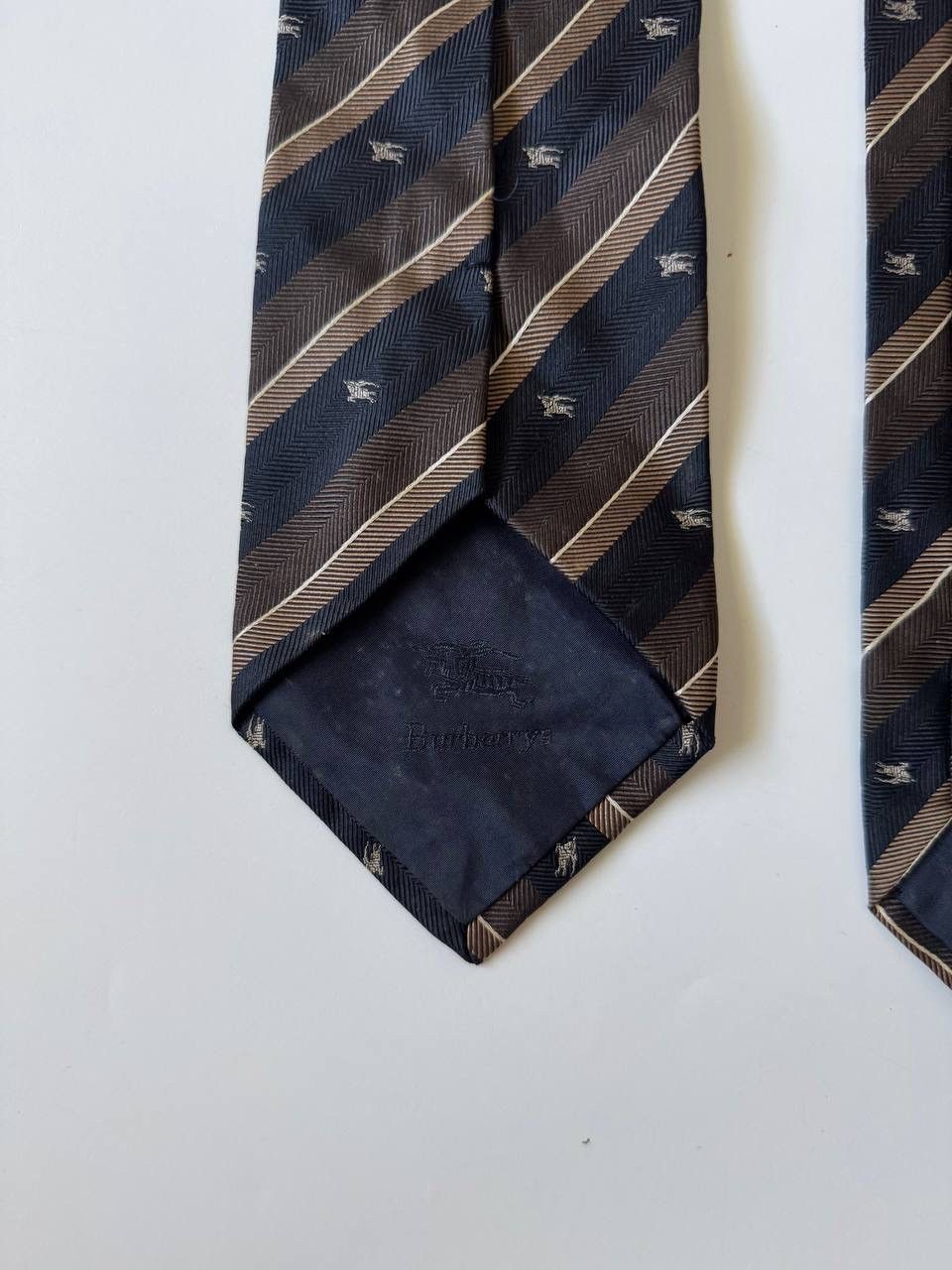 Vintage Burberry Tie 90’s silk multi logo