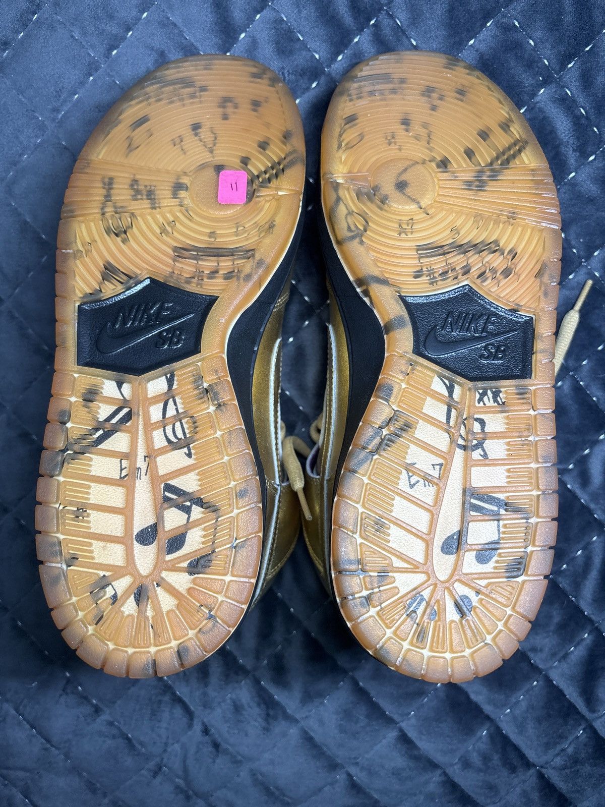 Nike SB NIKE SB DUNK HIGH QS (Trumpet) x HUMIDITY 2018 Size US 11 / EU 44 - 4 Thumbnail