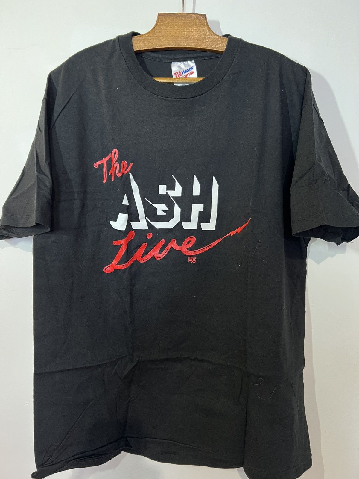 Band Tees Wishbone ash 90s vintage shirt Size US XL / EU 56 / 4 - 1 Thumbnail