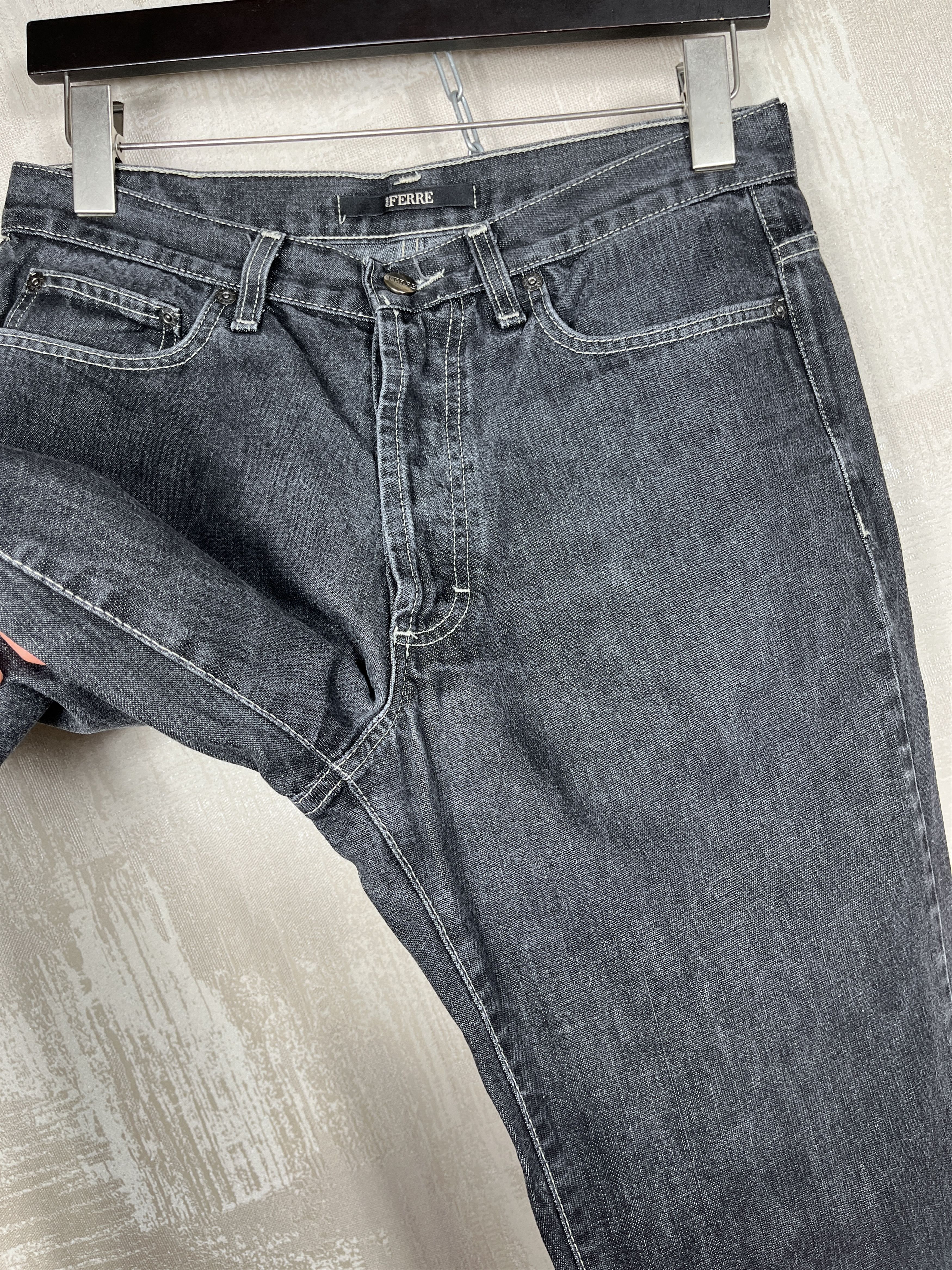 Gianfranco Ferre Gianfranco Ferre Vintage Denim Jeans fits to US 31-32 Size US 32 / EU 48 - 22 Thumbnail