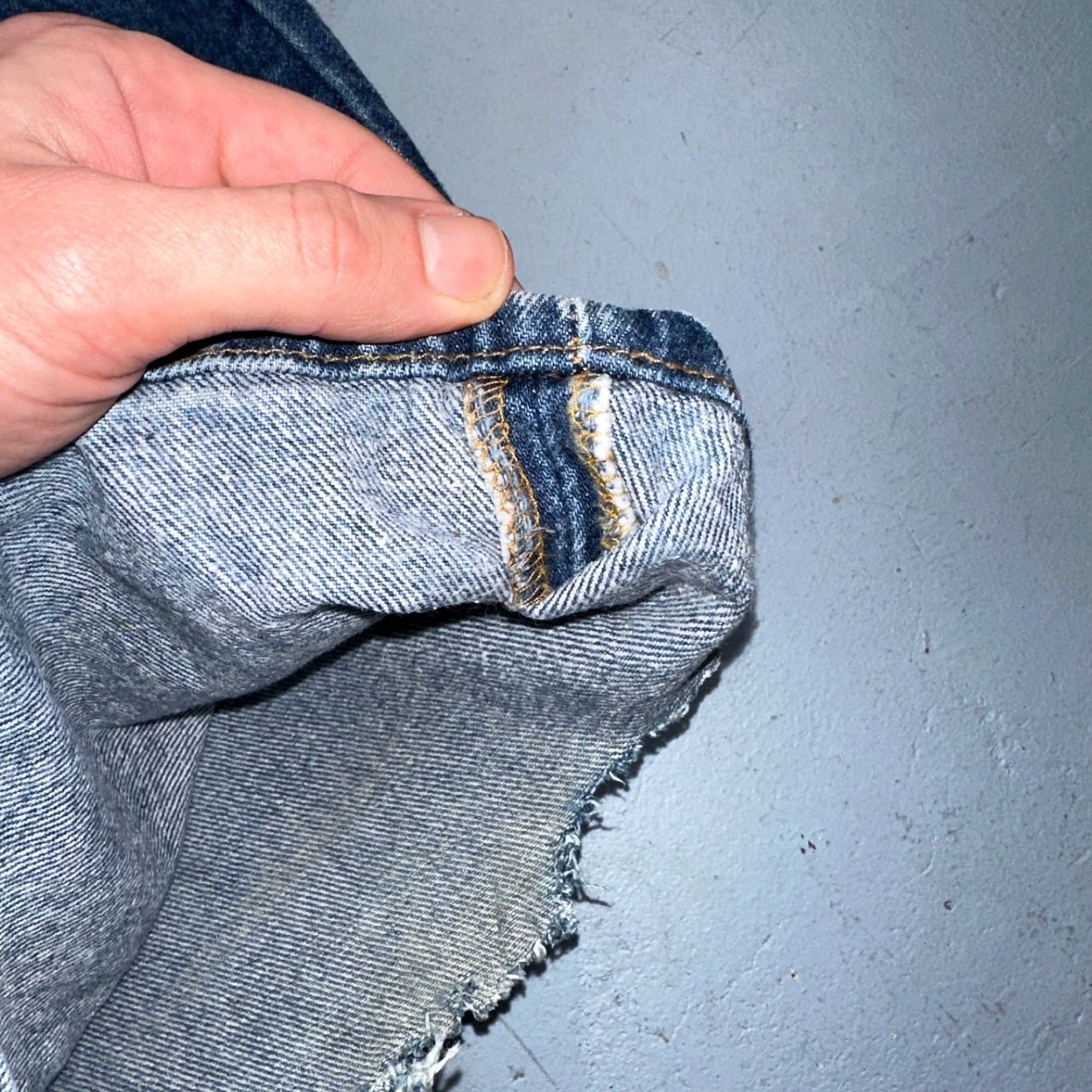 Levi's VINTAGE Levi's 501 Jeans Straight Men Blue 90s USA 40x30 Regular 30 Inseam Classic Mid Rise 10-12 Comfort Button Closure Denim Cotton Size US 40 / EU 56 - 5 Thumbnail