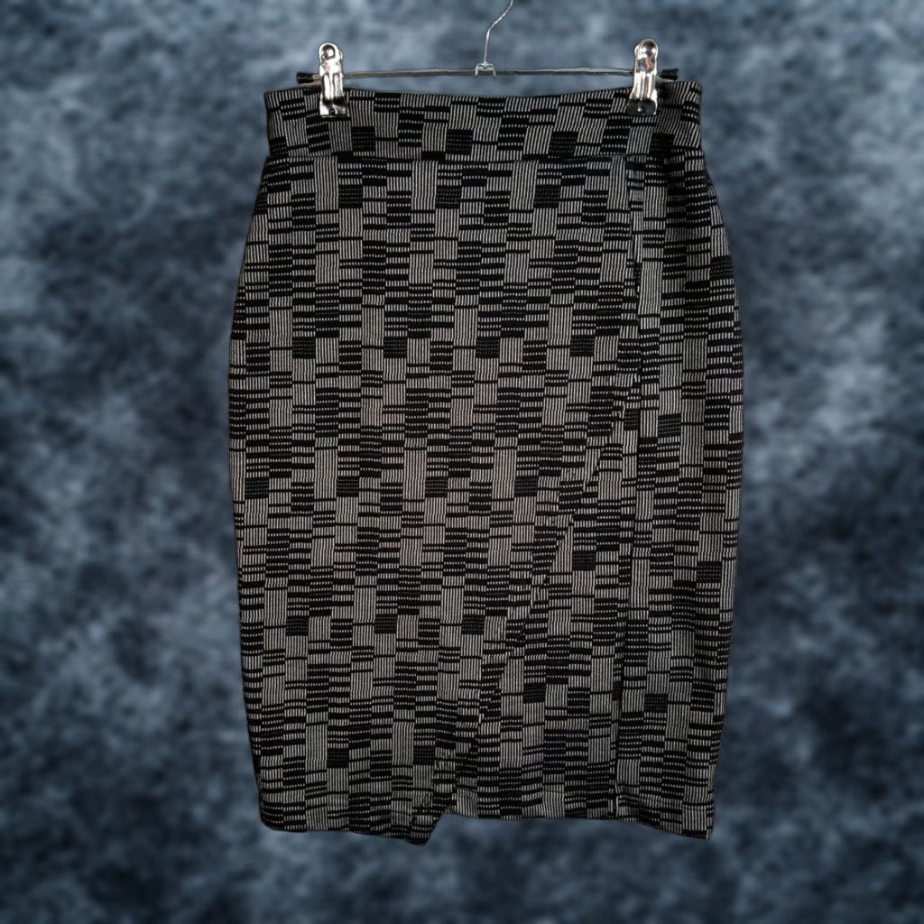 Anthropologie VINTAGE Maeve By Anthropologie Black & White Geometric Pencil Skirt Womens Size XS Size 26" / US 2 / IT 38 - 1 Thumbnail