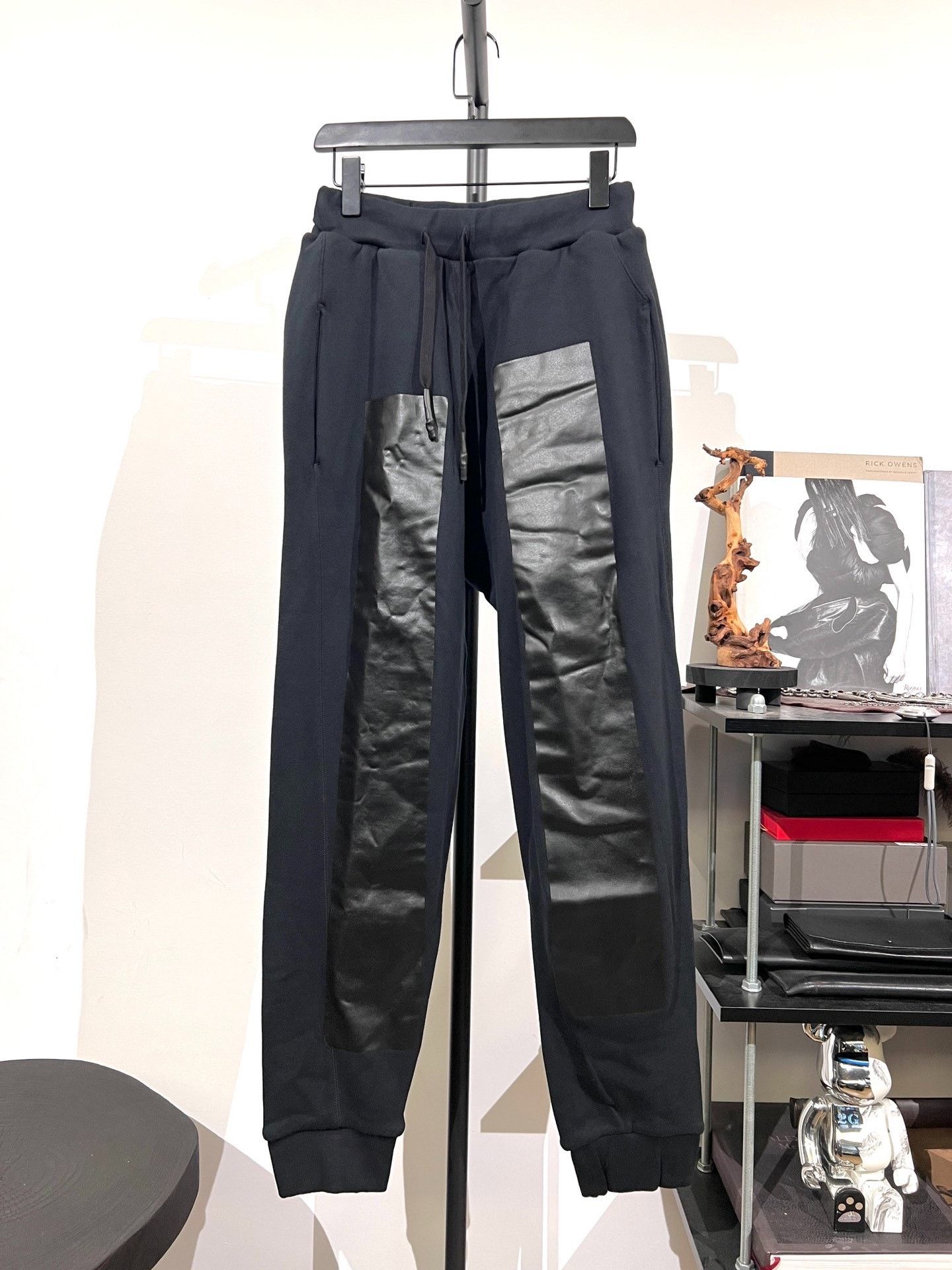 11 By Boris Bidjan Saberi Boris Bidjan Saberi 11by bbs P3 Sweatpants Size US 26 / EU 42 - 1 Thumbnail