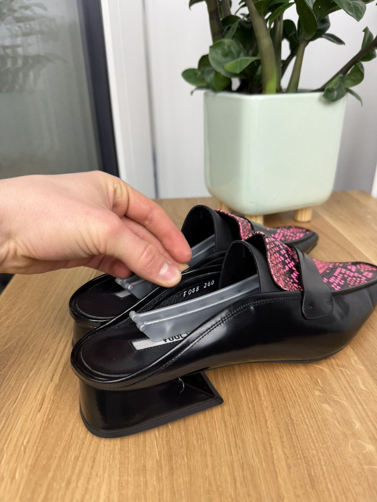 Other Yuul yie Leather Sandals Slippers mules slip on Size US 9 / IT 39 - 8 Thumbnail
