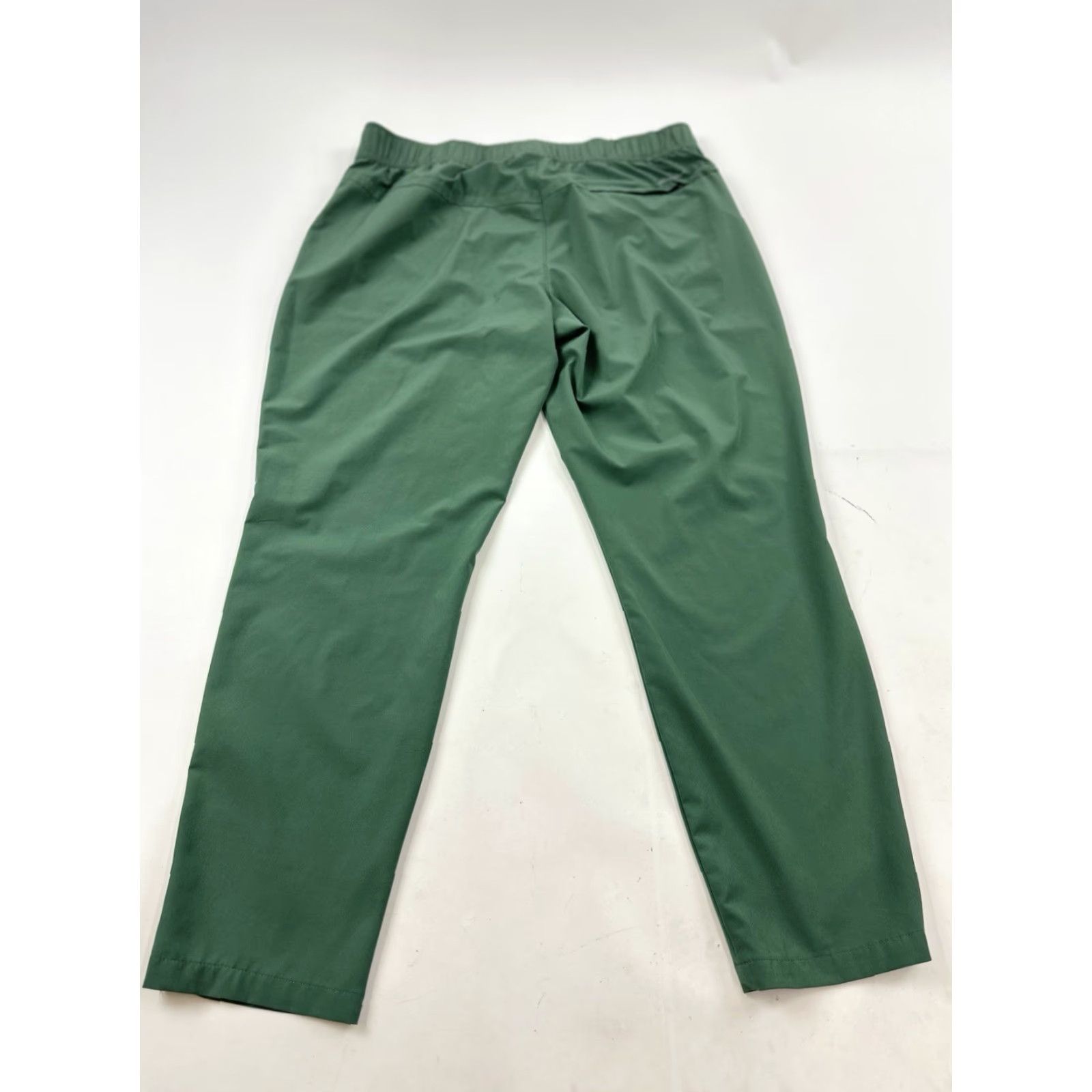 Eddie Bauer Eddie Bauer Women L Green Traveler Pants Pants Travel Ankle Gorpcore Pockets Slim Regular Size L Womens Green Travel Pants Size 36" / US 14 / IT 50 - 2 Thumbnail