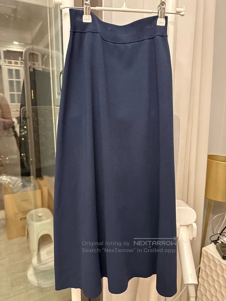 The Row The row size xs Knitted fabric skirt Size 22" - 2 Thumbnail