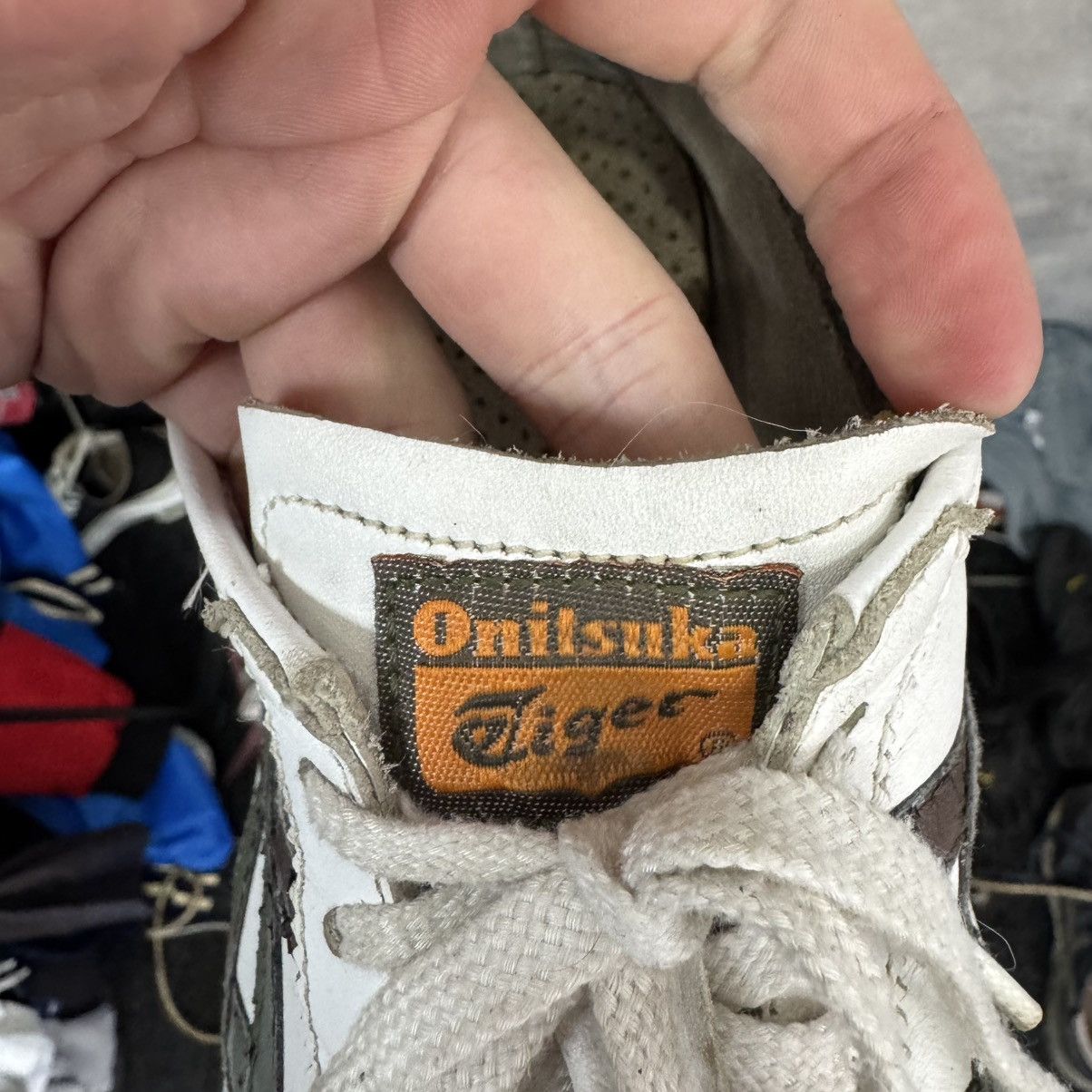 Onitsuka Tiger ASICS Onitsuka Tiger Mexico 66 Kill Bill Size US 9 / EU 42 - 6 Thumbnail
