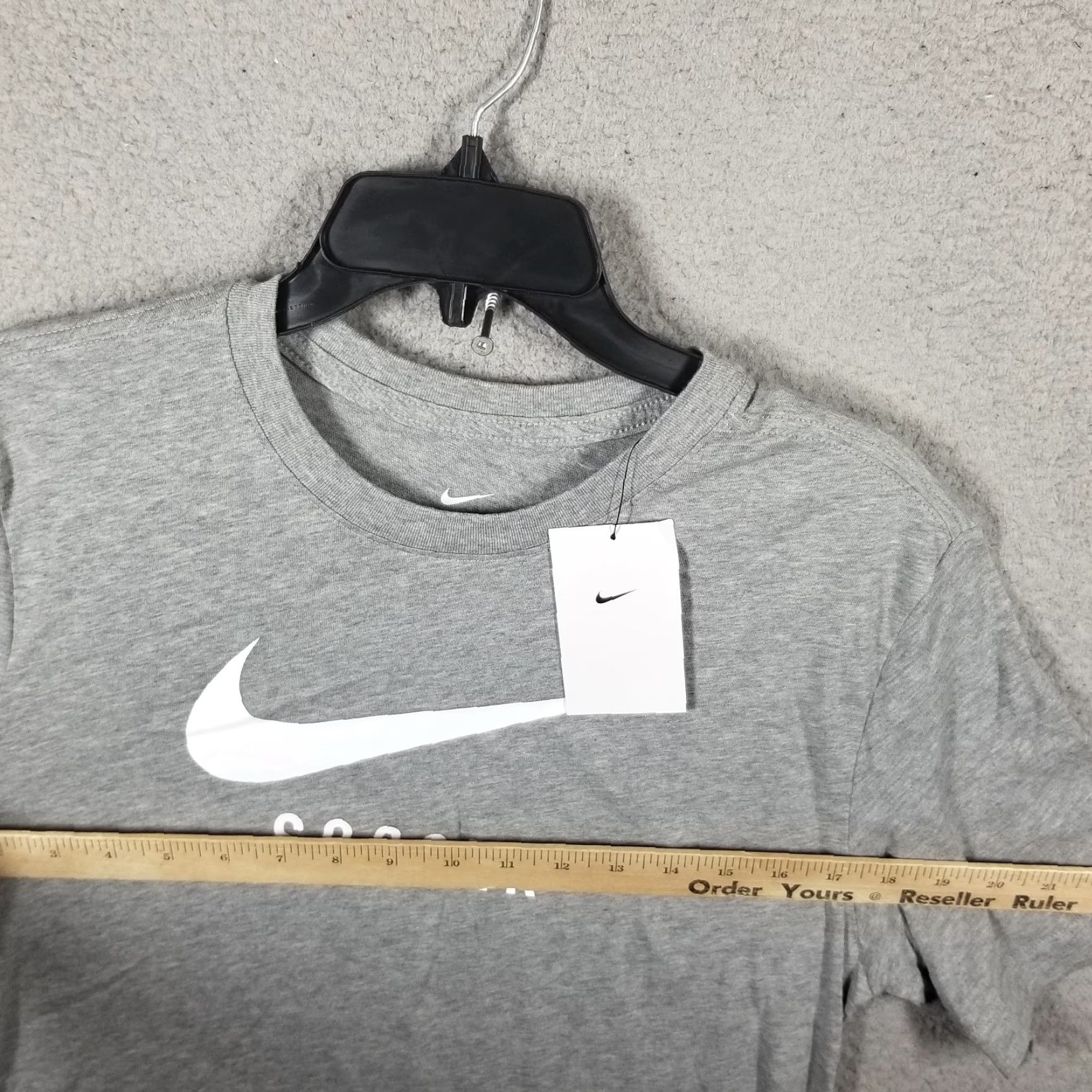 Nike Nike Shirt Men's Small Training Soccer Gray White Cotton Tee NWT Size US S / EU 44-46 / 1 - 6 Thumbnail
