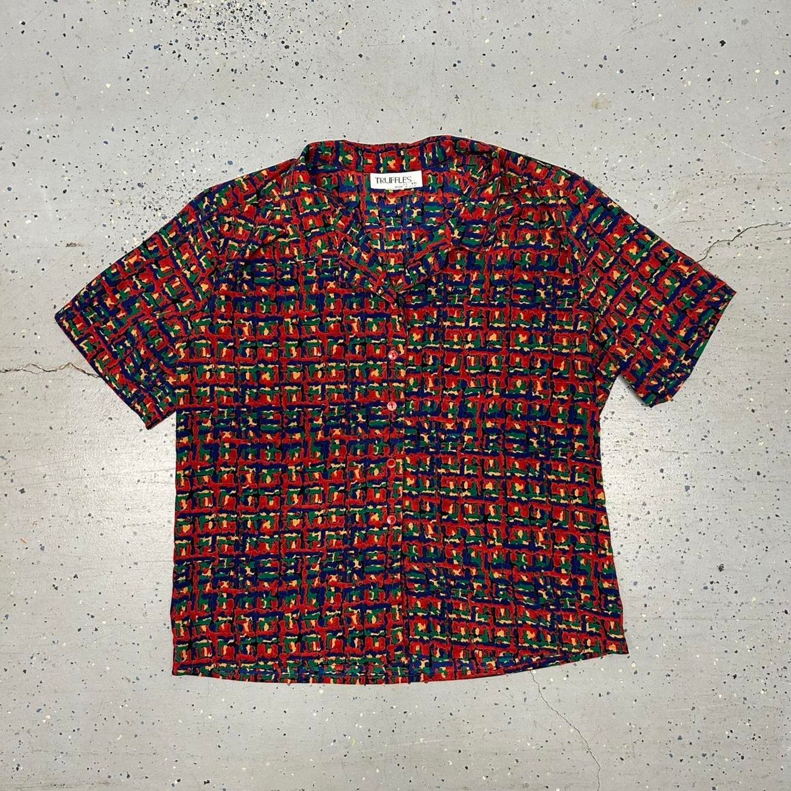 Other VTG 80s Multicolor short sleeve button up shirt Size XL / US 12-14 / IT 48-50 - 1 Thumbnail