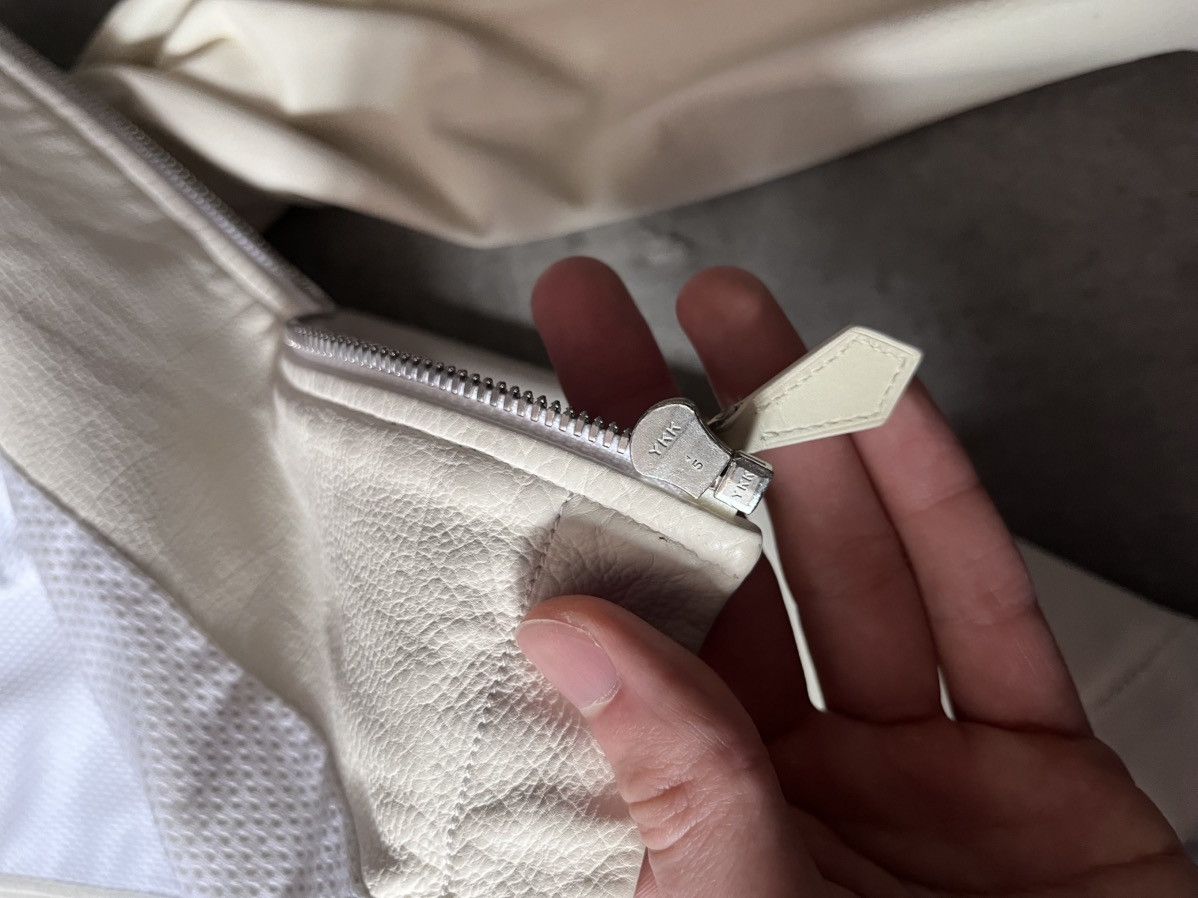 Hermes Hermes white leather jacket very light Size US L / EU 52-54 / 3 - 22 Thumbnail