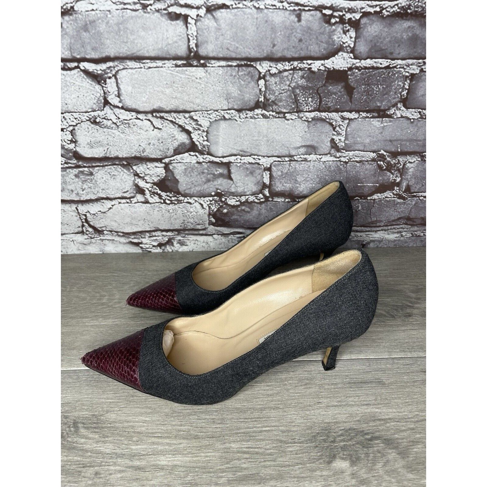 Manolo Blahnik Manolo Blahnik Grey Wool Fabric Burgundy Pointed Toe Heels W Size US 9 / IT 39 - 24 Thumbnail